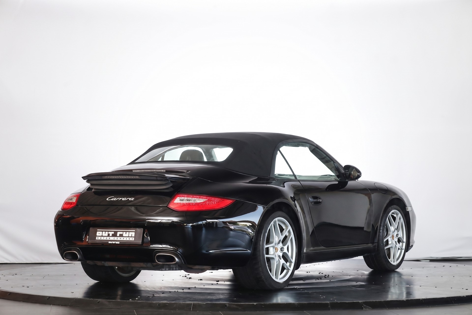 PORSCHE 911 Cabrio Carrera-image-28