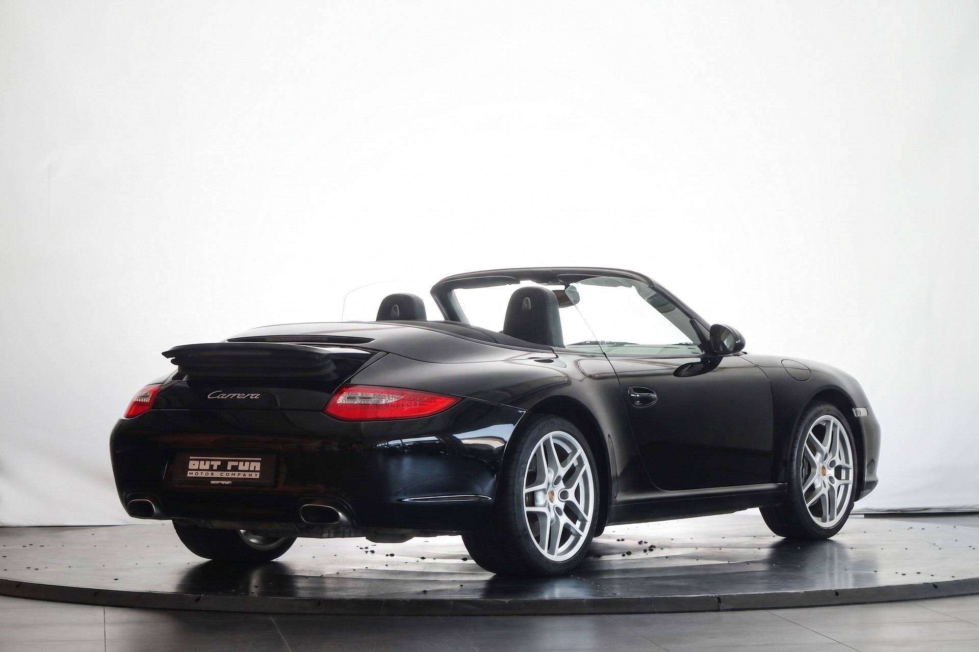 PORSCHE 911 Cabrio Carrera-image-5