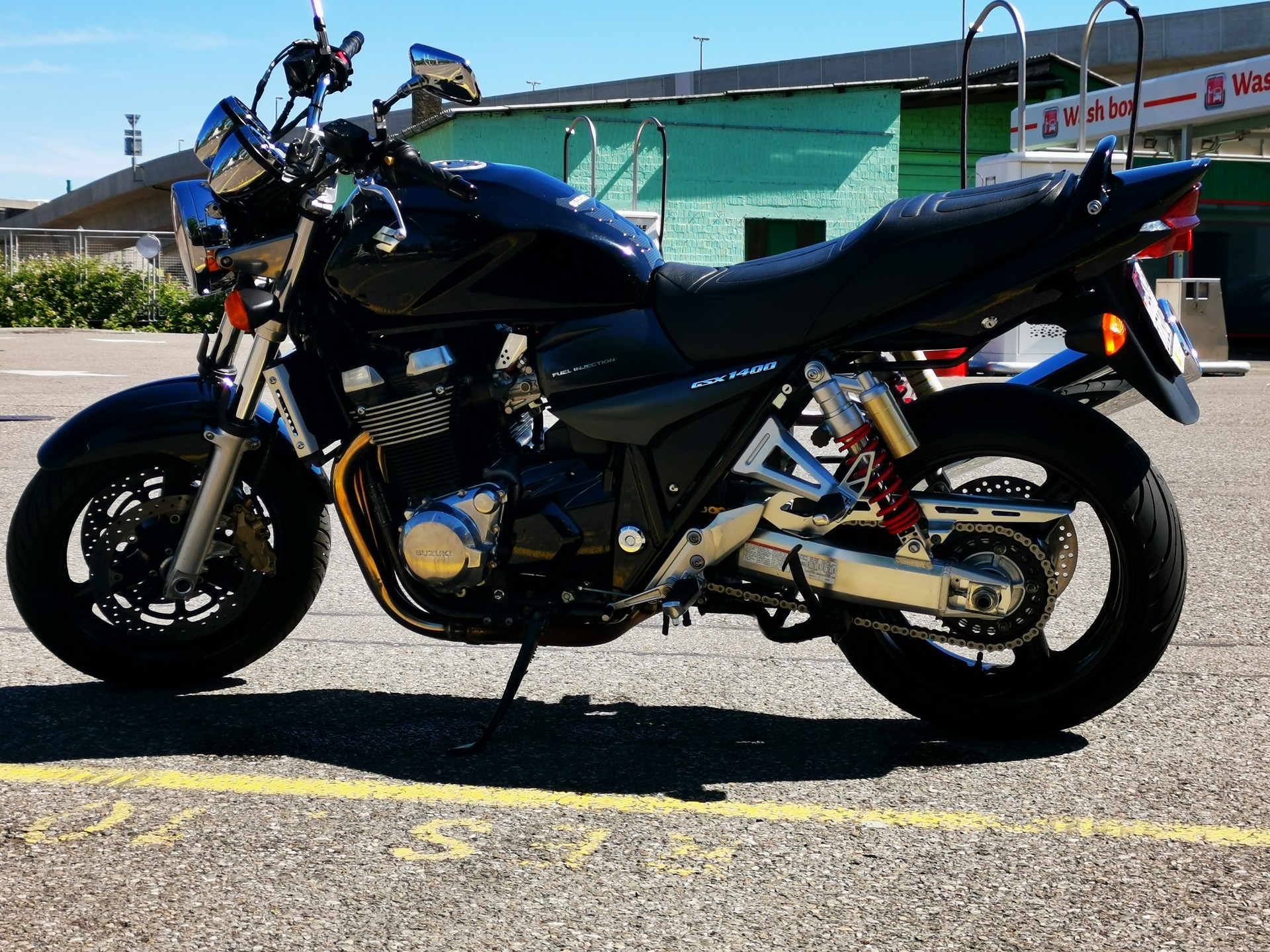 SUZUKI GSX 1400 K6-image-2