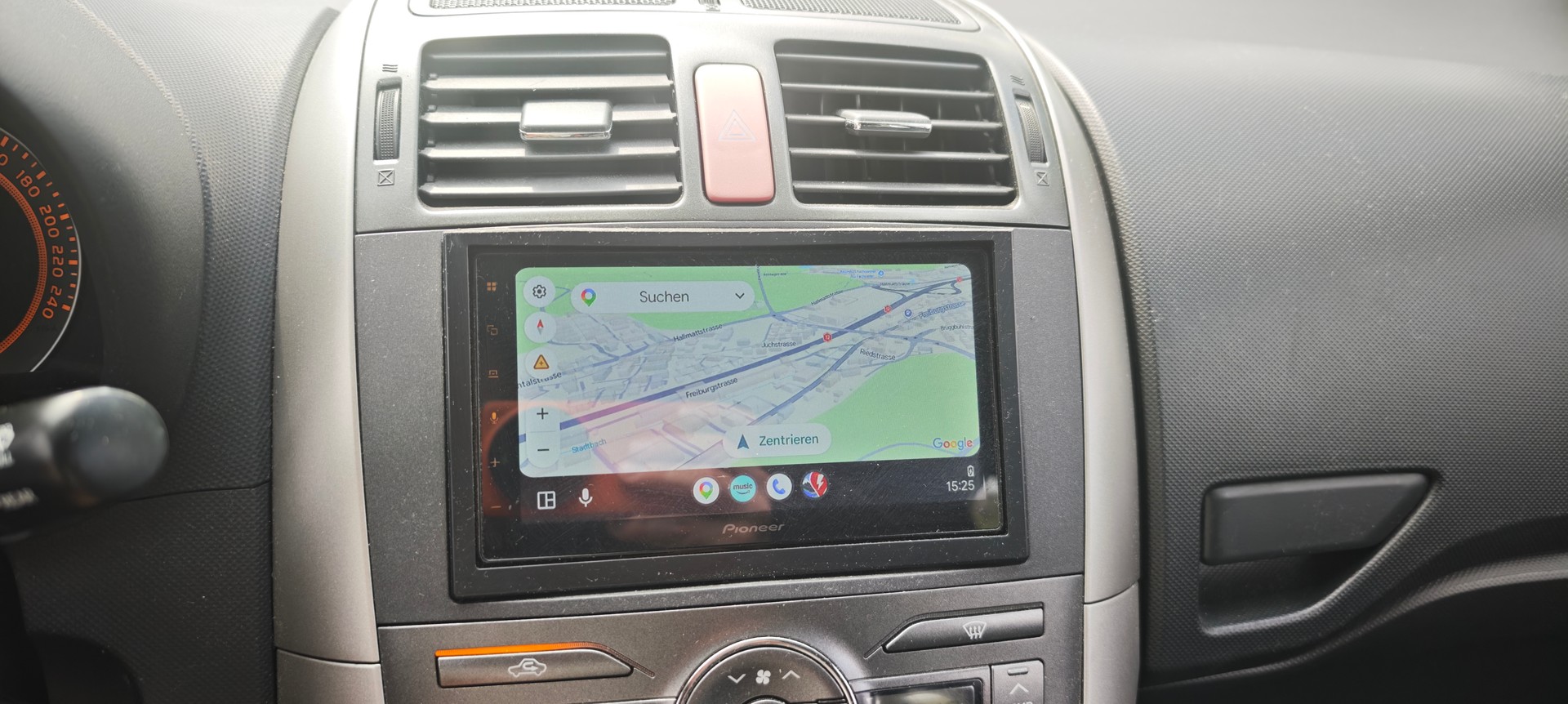 TOYOTA Sol-image-5