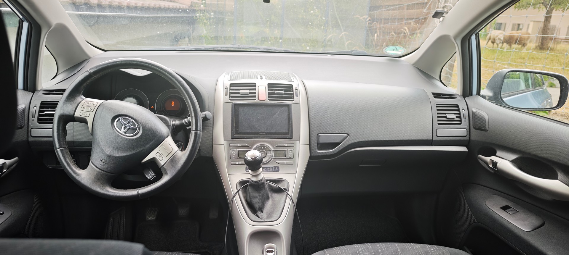 TOYOTA Sol-image-4