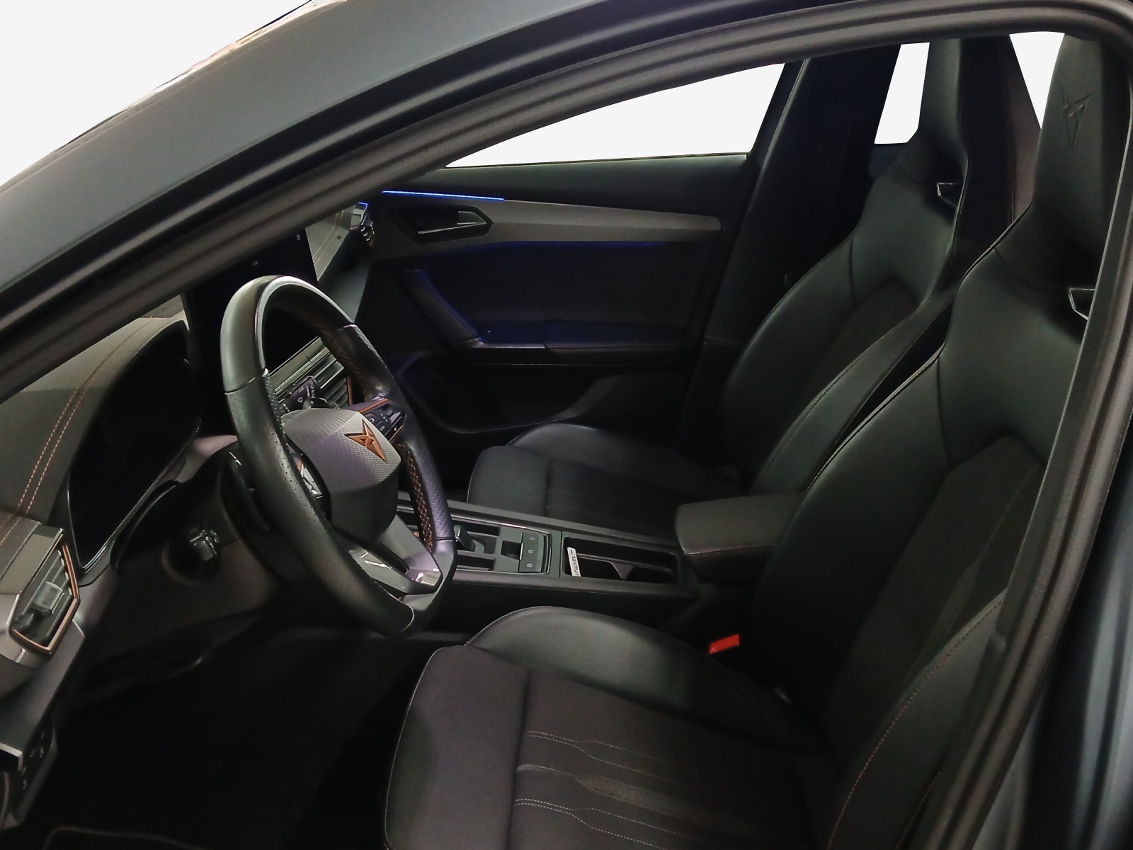 CUPRA Formentor 2.0TSI VZ DSG-image-7