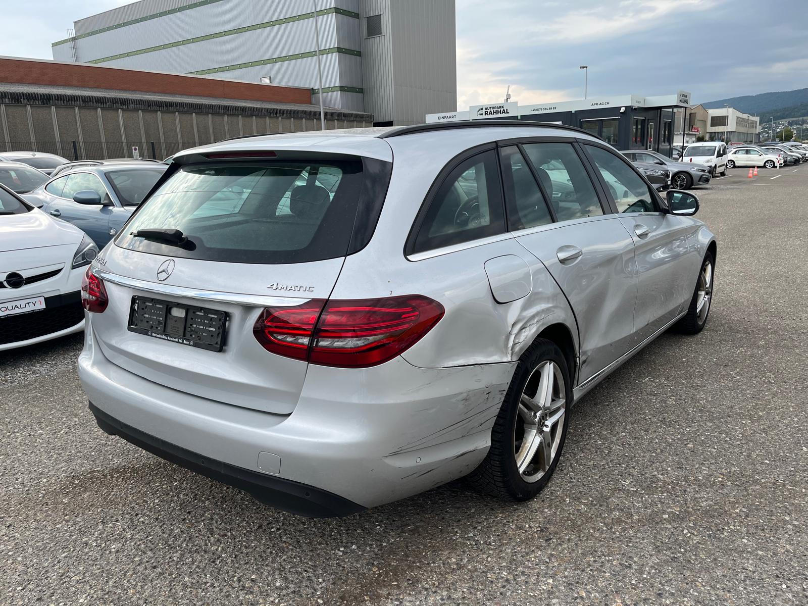 MERCEDES-BENZ C 220 d 4matic Kombi-image-5