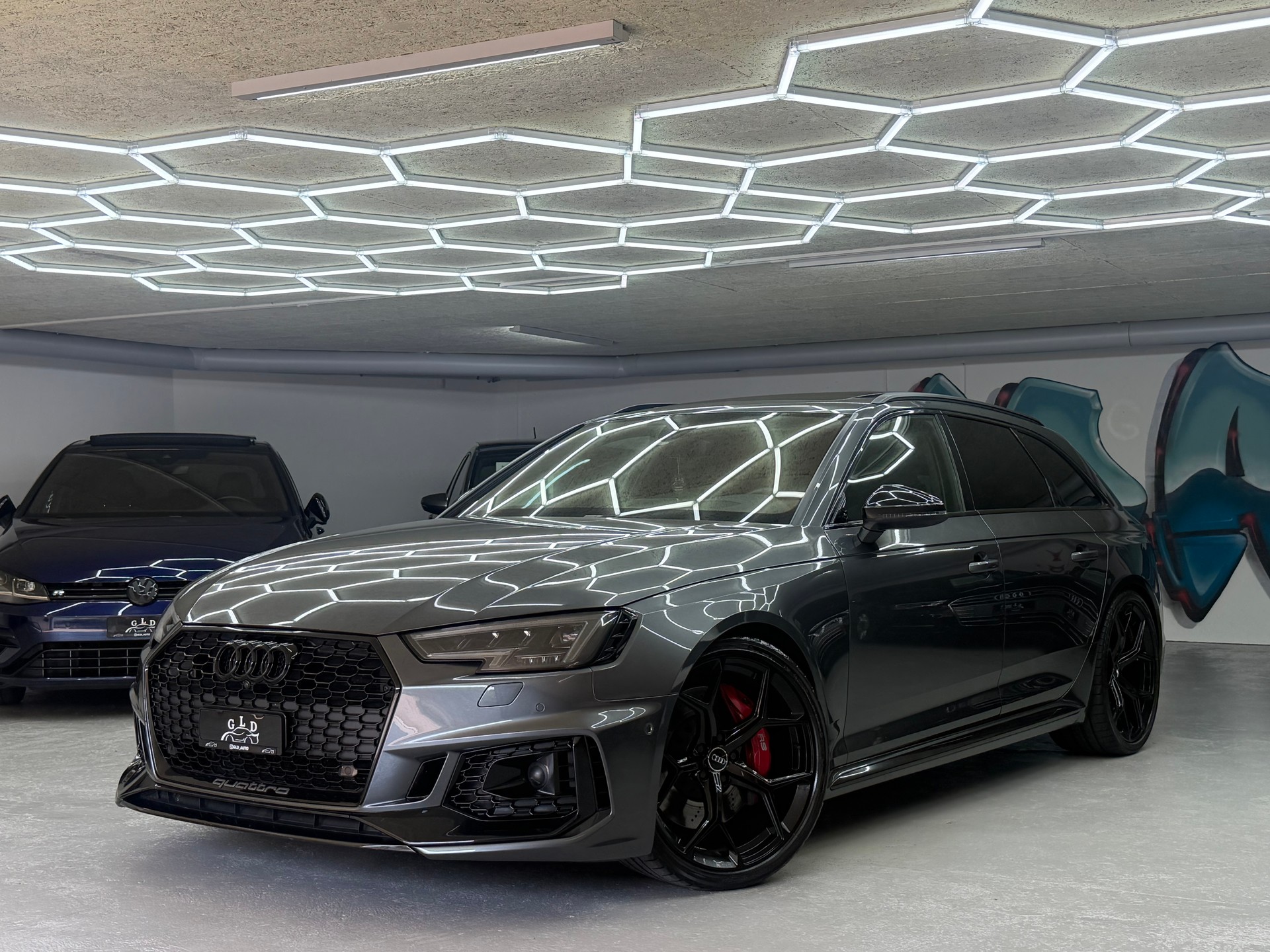 AUDI RS4 Avant 2.9 TFSI quattro tiptronic *20’ Perf wheels / Full options / CH auto / NO FAP/OPF*-image-2