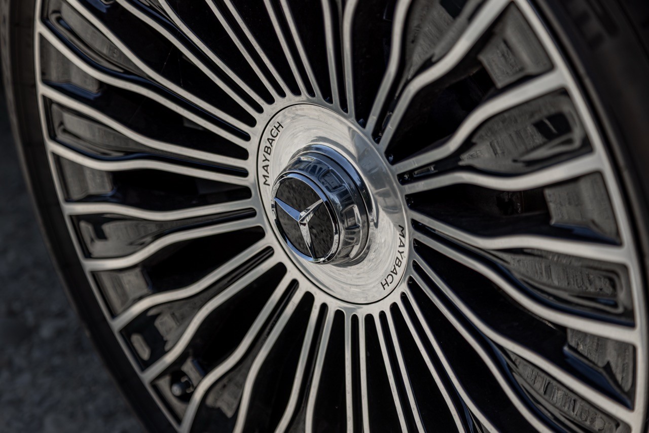 MERCEDES-BENZ S 680 V12 4matic-image-15