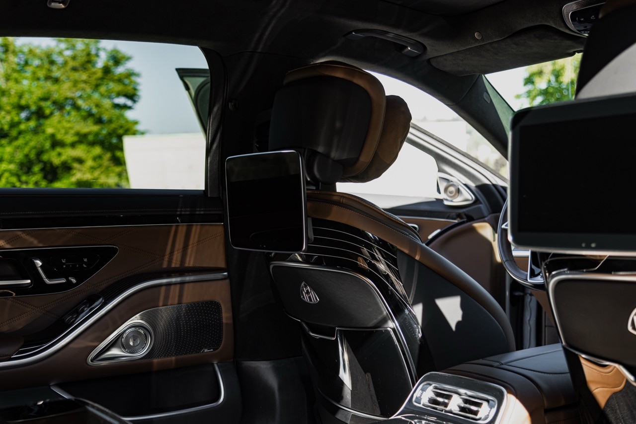 MERCEDES-BENZ S 680 V12 4matic-image-7