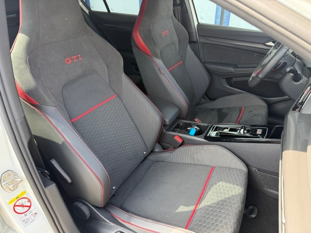 VW Golf 2.0 TSI GTI Clubsport DSG-image-8