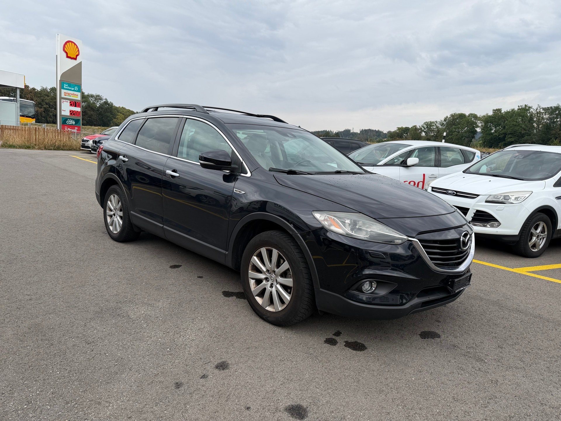 MAZDA CX-9 3.7 V6 Revolution Automatic-image-2