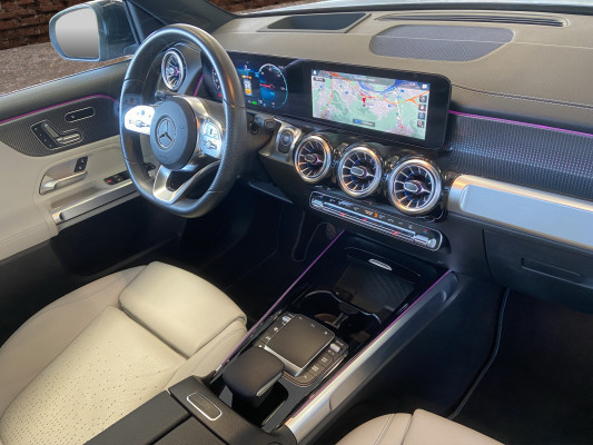 MERCEDES-BENZ EQB 350 Edition1 4Matic-image-13