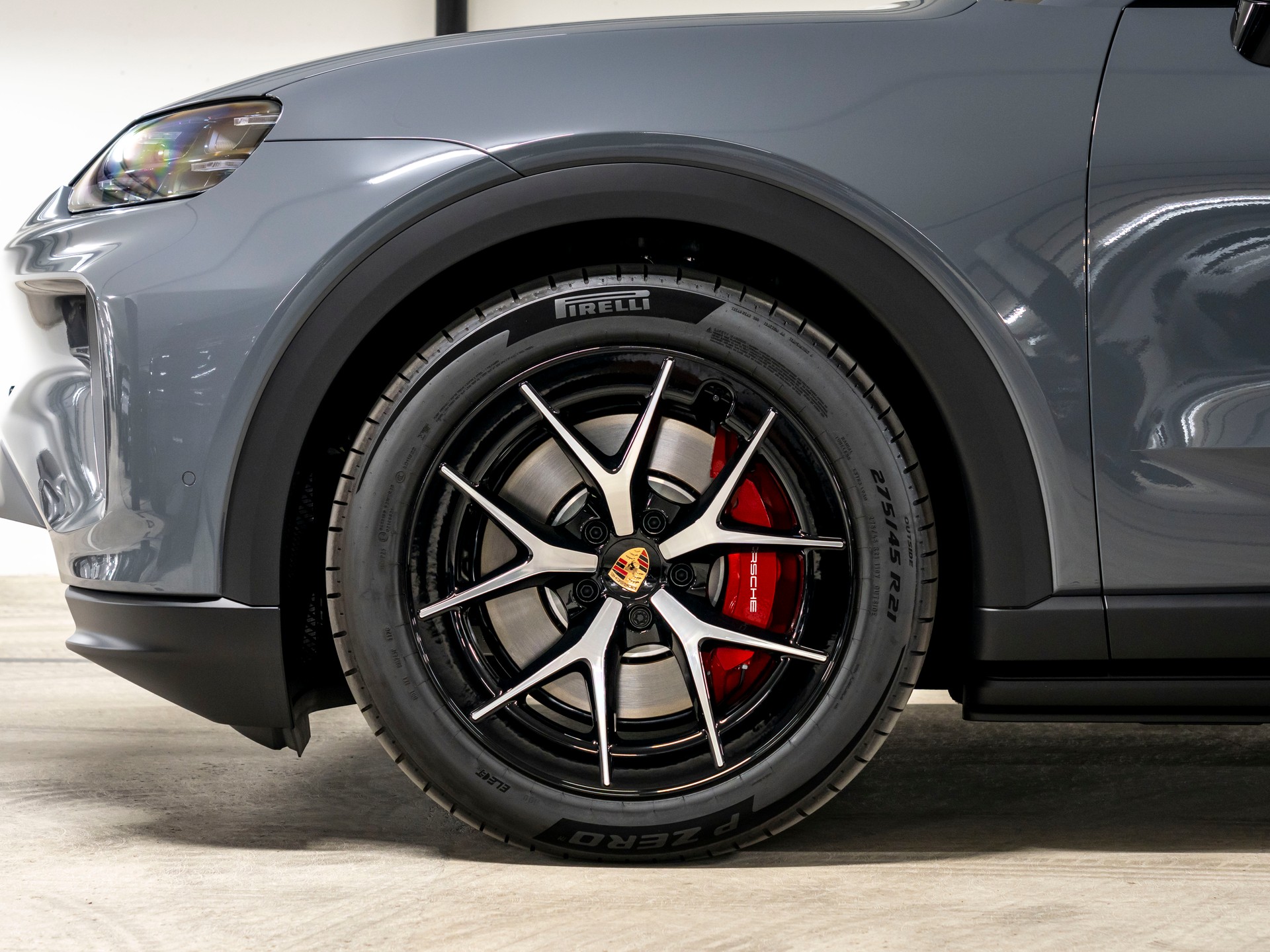 PORSCHE Cayenne Coupe S Electric 113 kWh-image-5