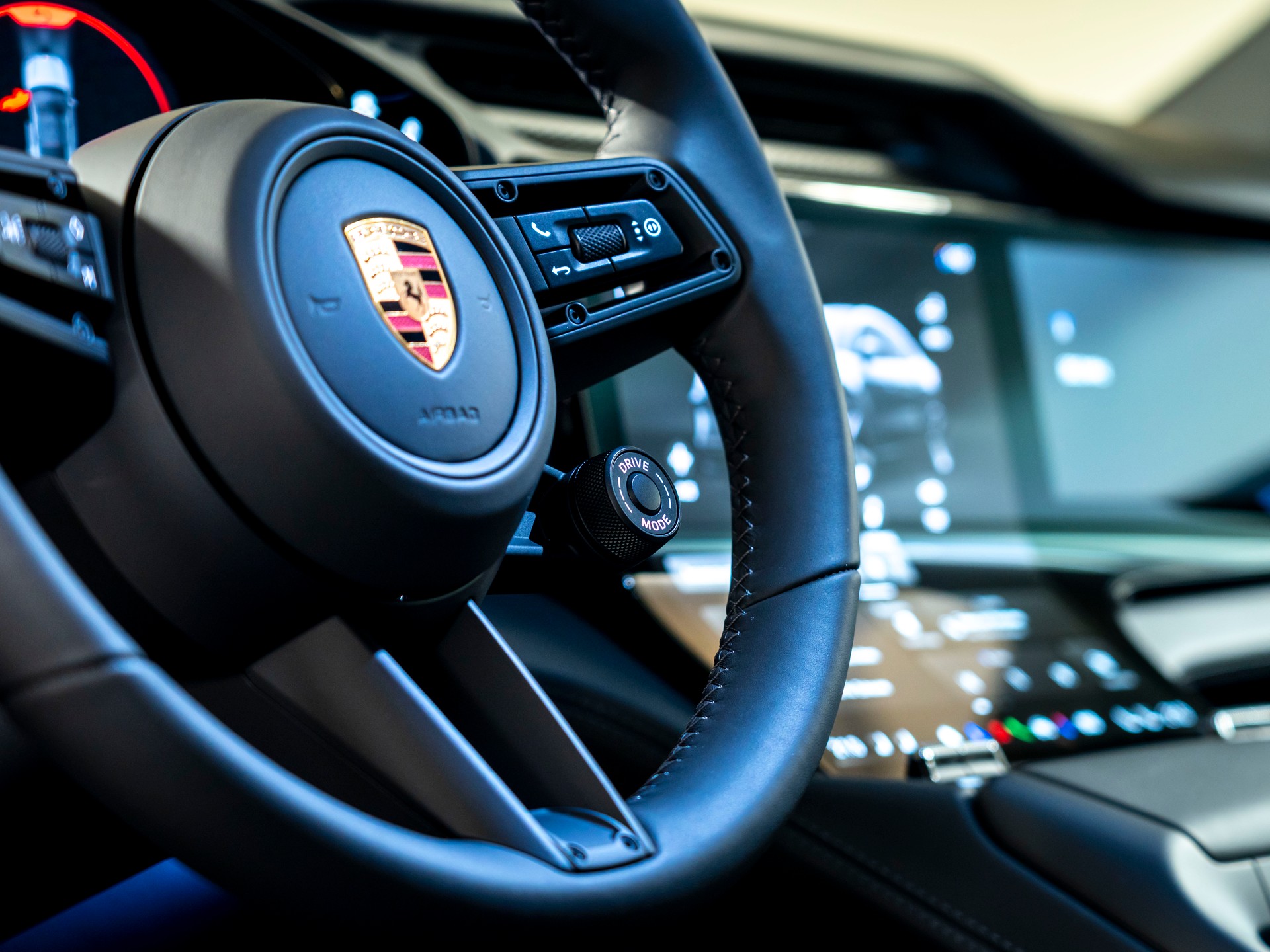 PORSCHE Cayenne Coupe S Electric 113 kWh-image-12