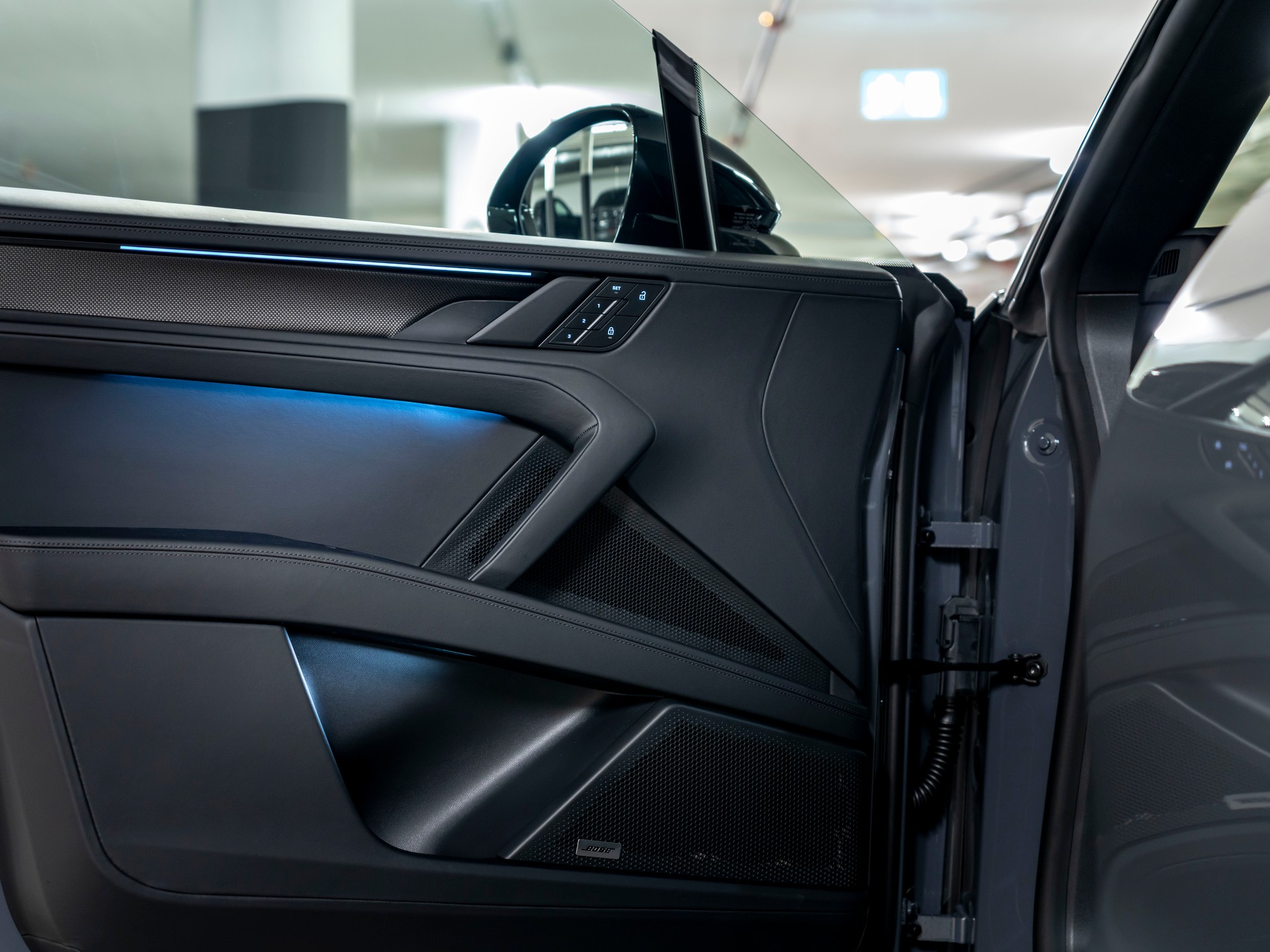 PORSCHE Cayenne Coupe S Electric 113 kWh-image-20