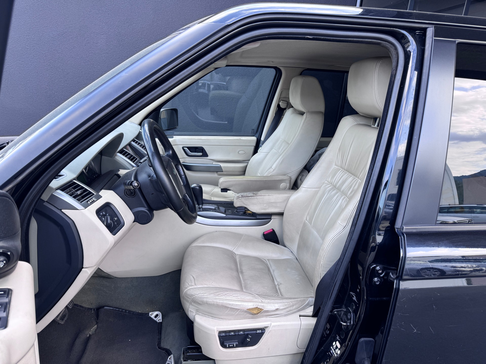 LAND ROVER Range Rover Sport 2.7 Td6 HSE Automatic-image-7