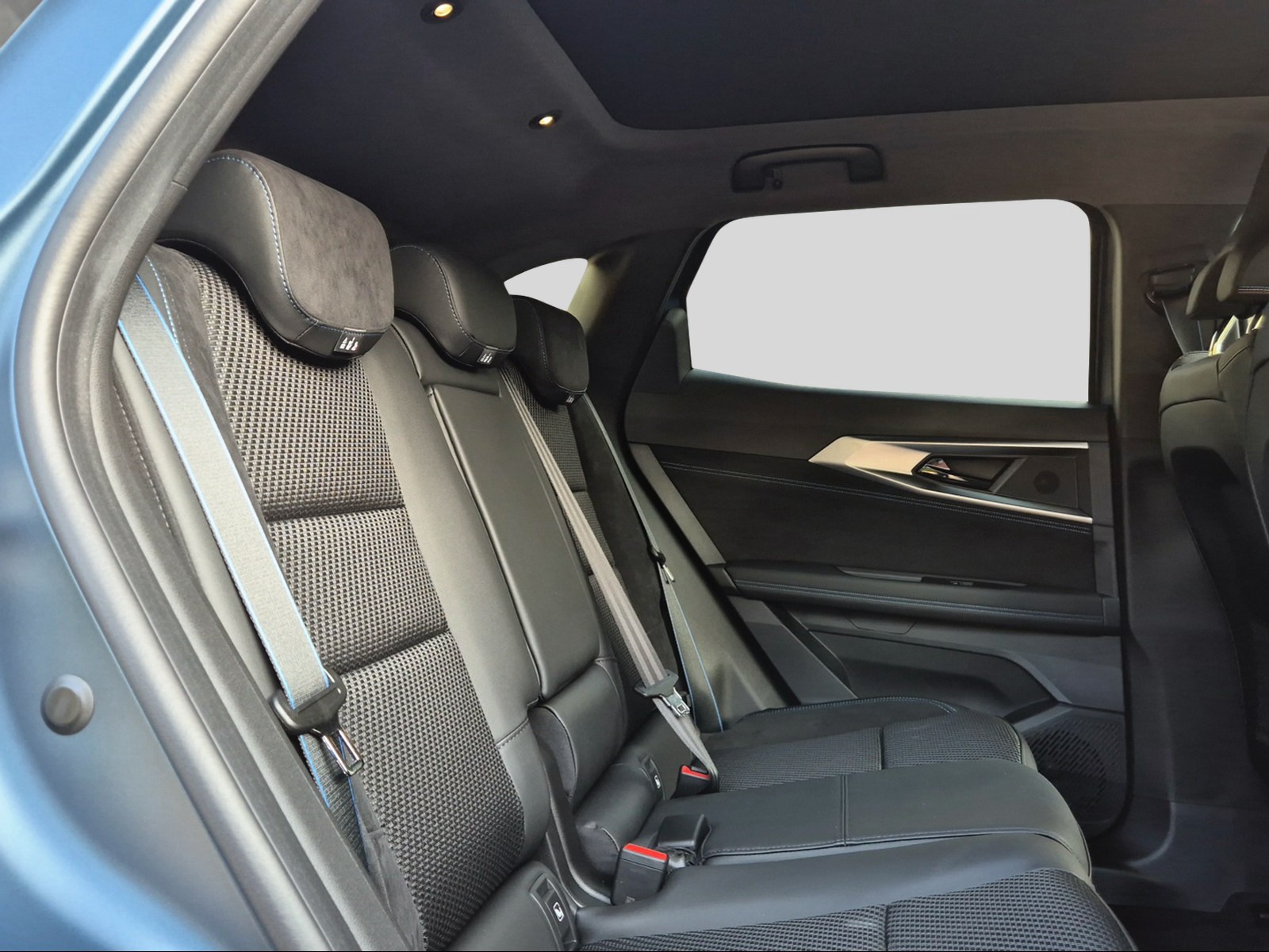 RENAULT Austral 1.2 E-Tech esprit Alpine-image-6