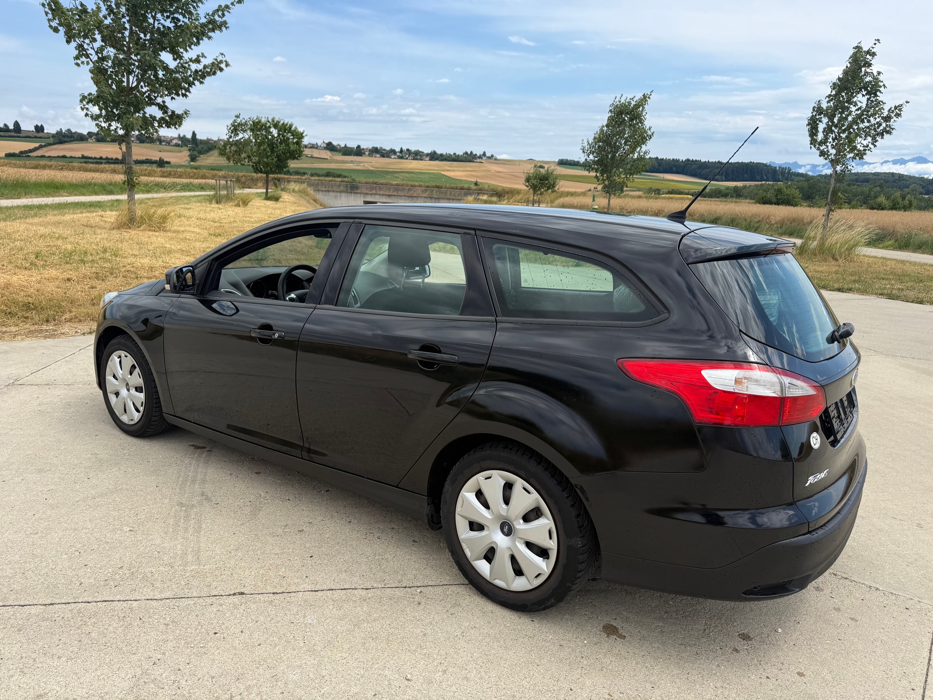 FORD Focus 1.6 TDCi Trend-image-2