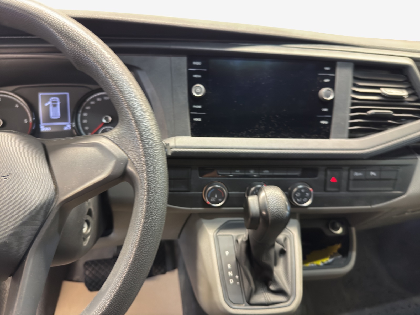 VW T6.1 2.0 TDI DSG-image-10