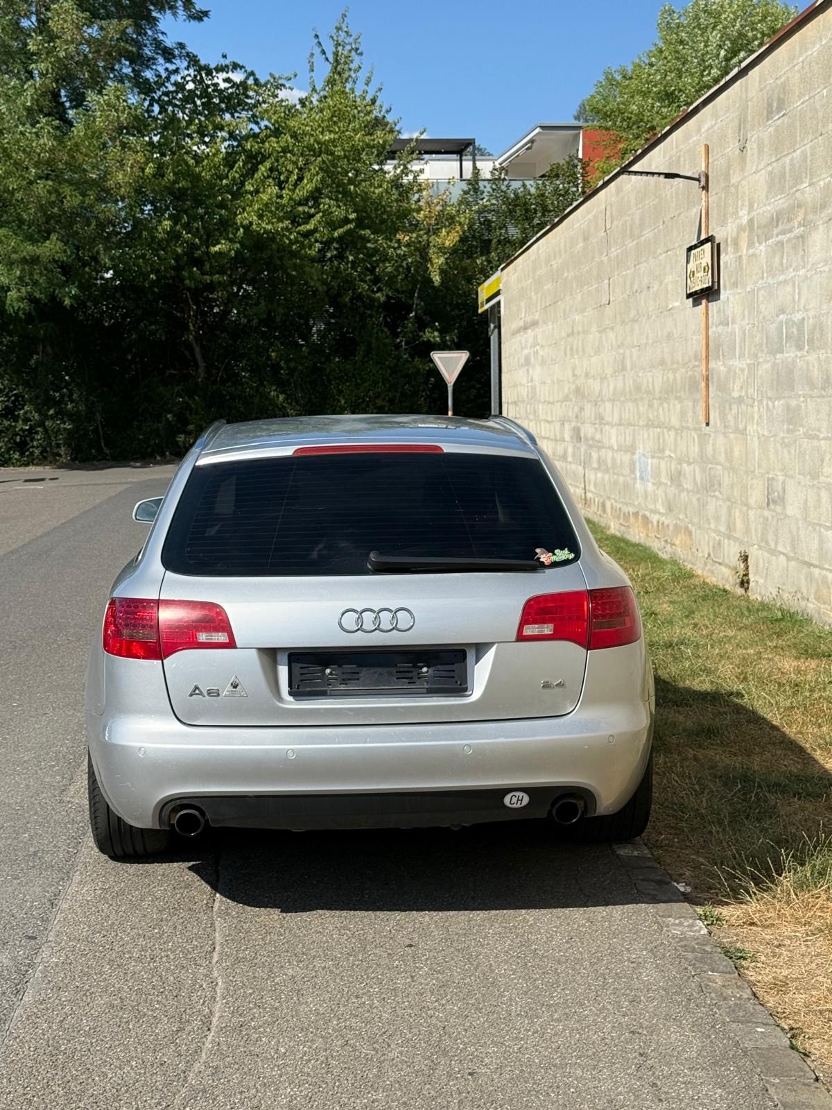 AUDI A6 Avant 2.4 V6-image-3