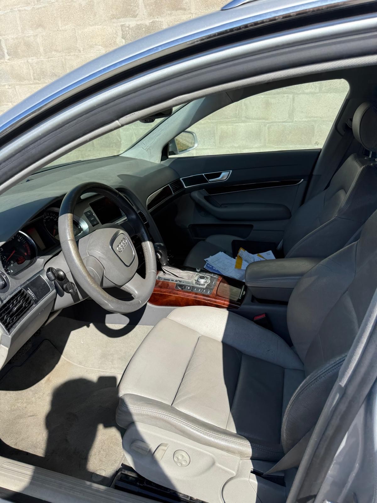AUDI A6 Avant 2.4 V6-image-6
