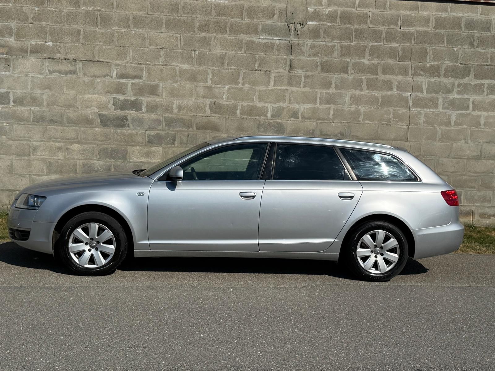 AUDI A6 Avant 2.4 V6-image-1