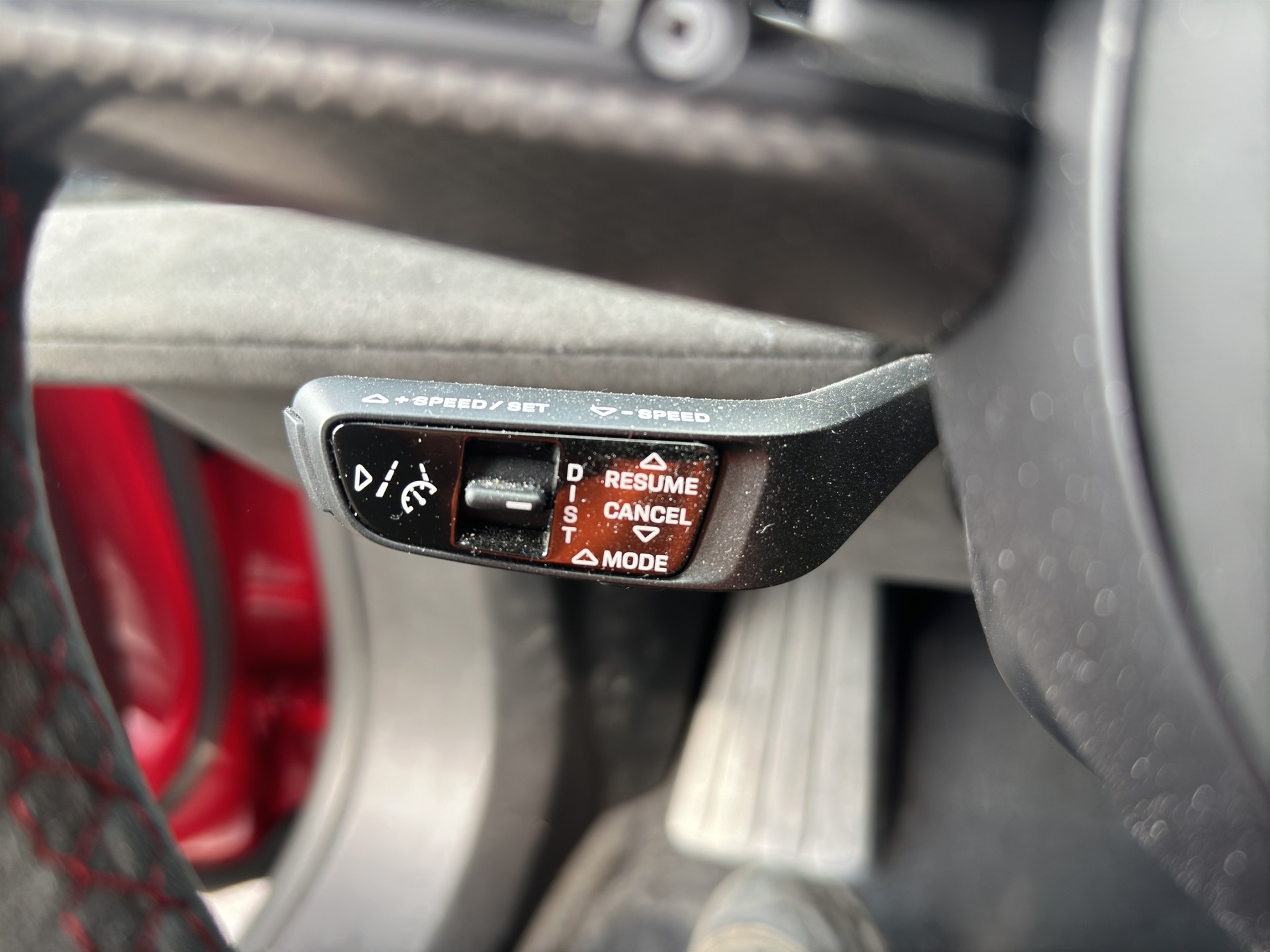 PORSCHE Taycan GTS ST Performance Battery Plus (CH) 2+2-image-18