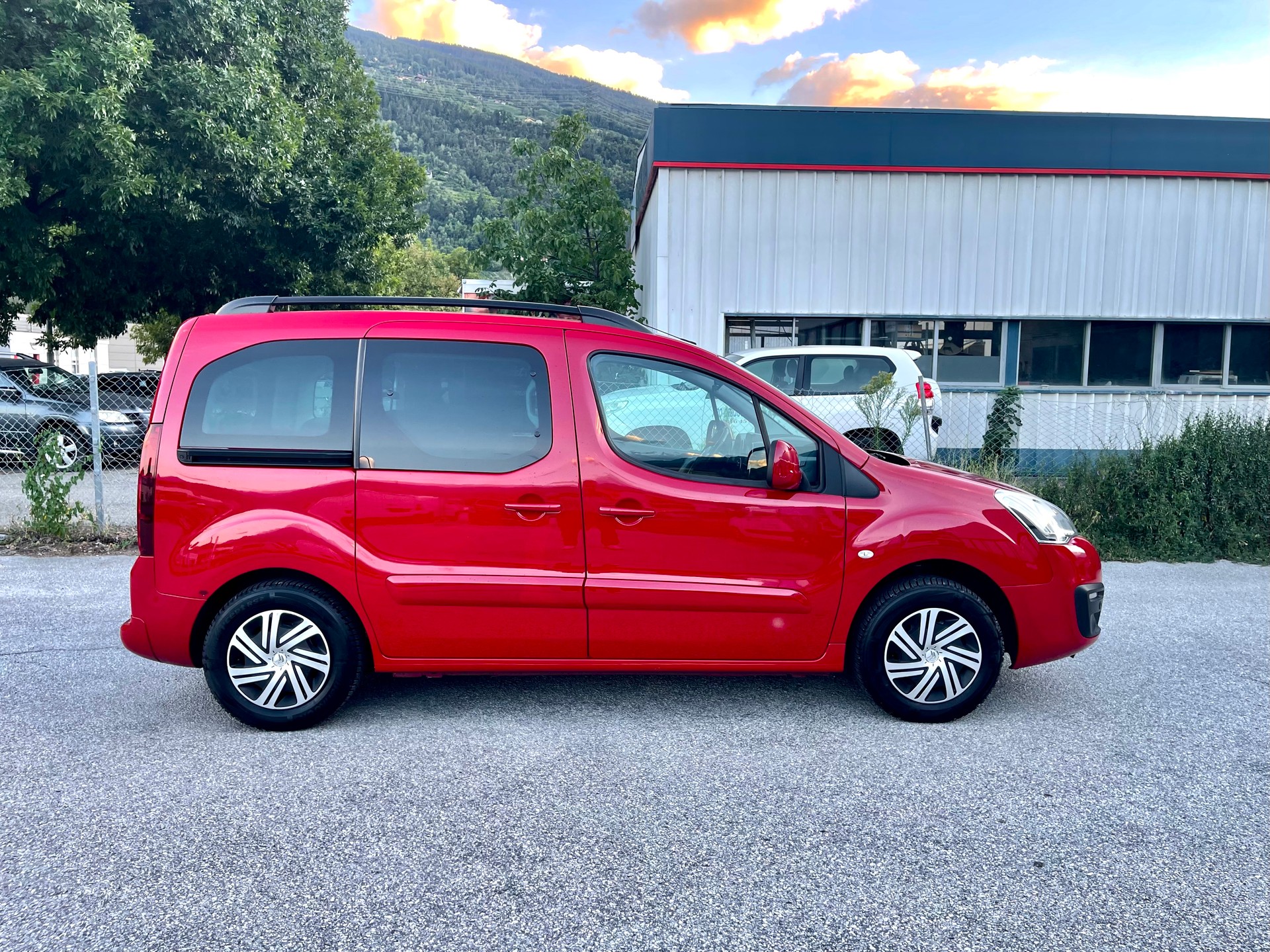 CITROEN Berlingo 1.6 BlueHDi Feel ETG6-image-26
