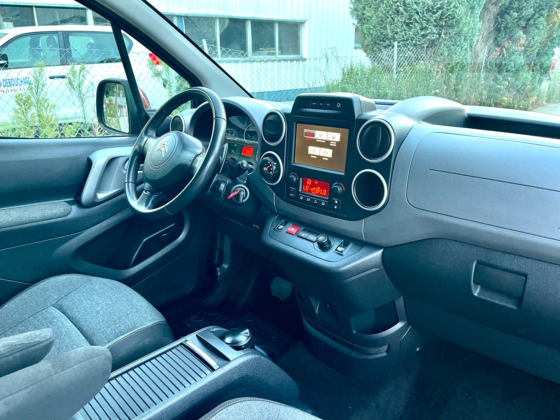 CITROEN Berlingo 1.6 BlueHDi Feel ETG6-image-28