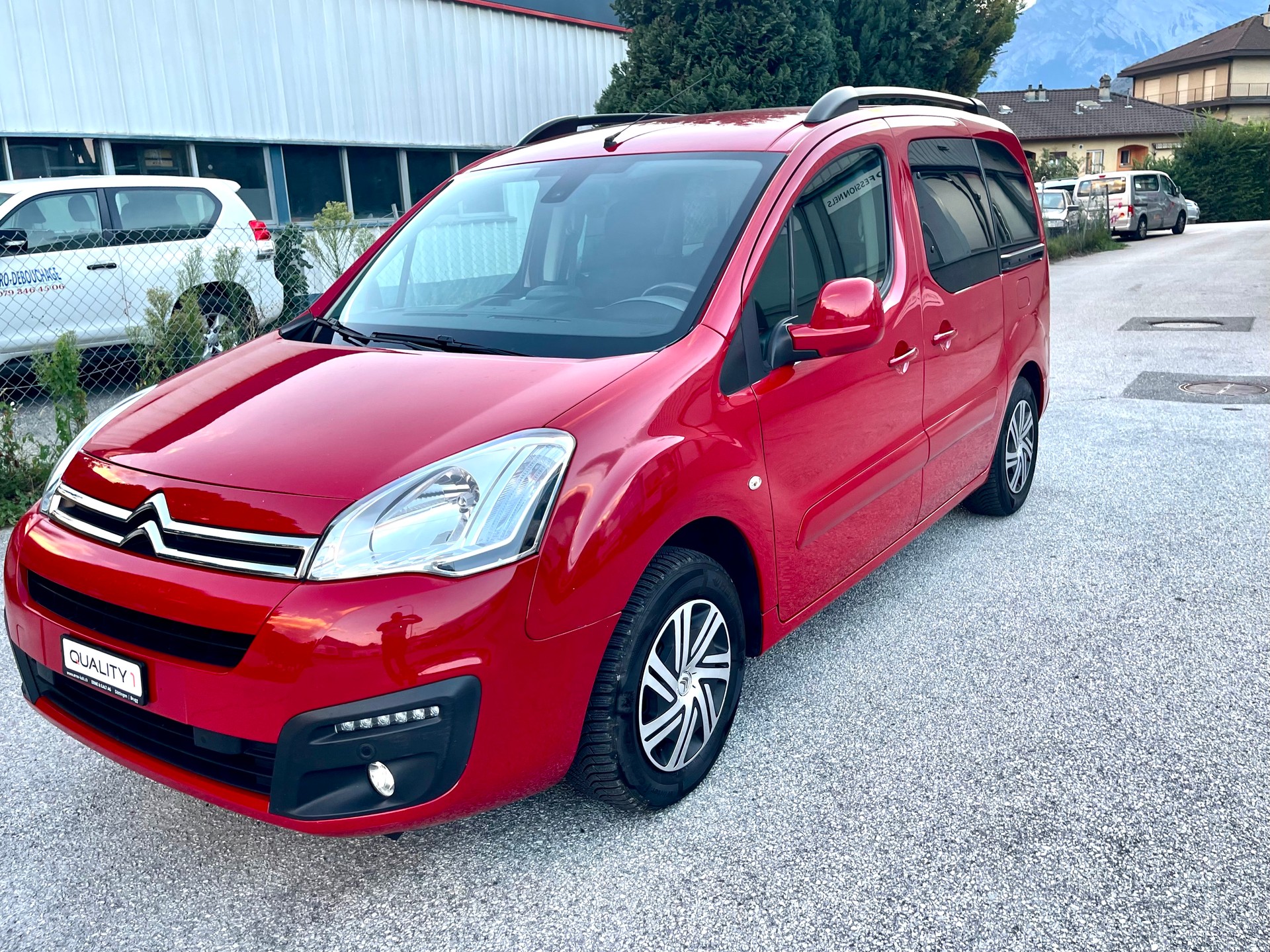 CITROEN Berlingo 1.6 BlueHDi Feel ETG6-image-12