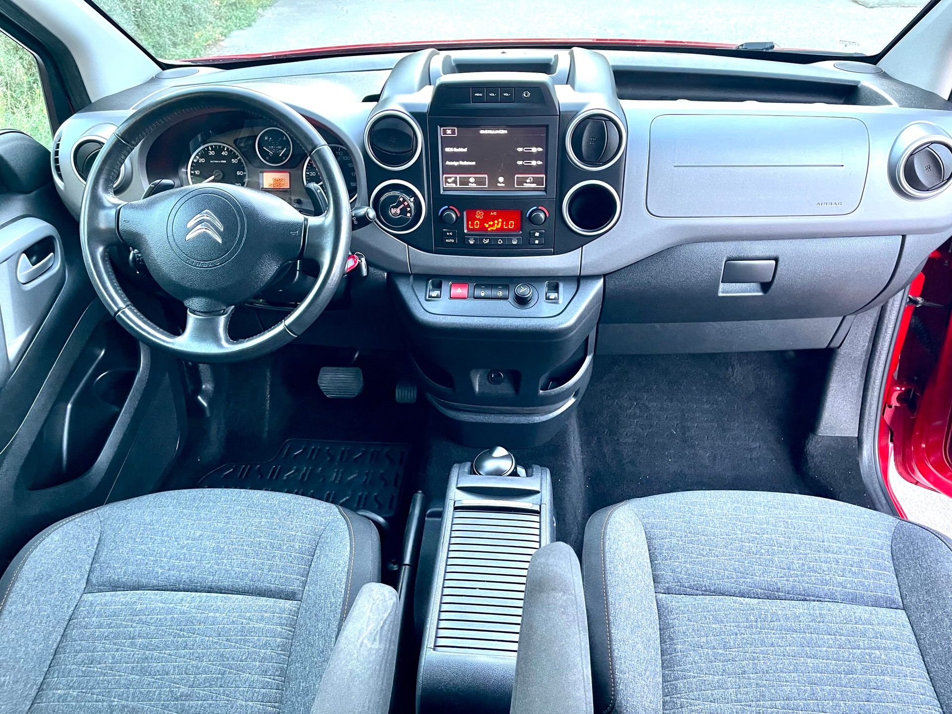 CITROEN Berlingo 1.6 BlueHDi Feel ETG6-showroom-element-1