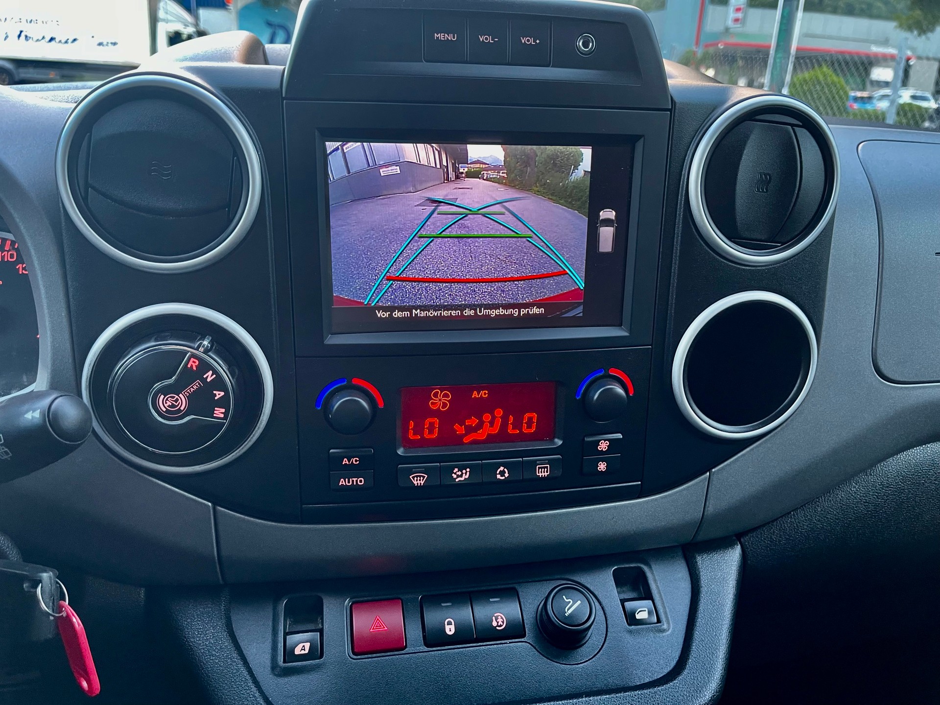 CITROEN Berlingo 1.6 BlueHDi Feel ETG6-image-6