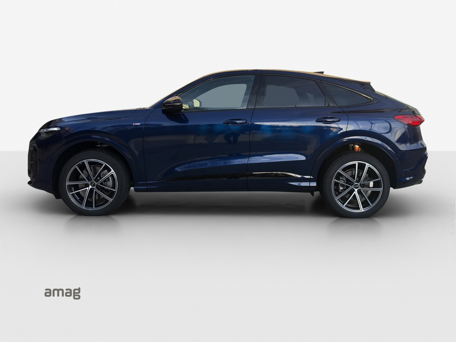 AUDI Q5 Sportback TDI quattro 150 kW S-tronic-showroom-element-1