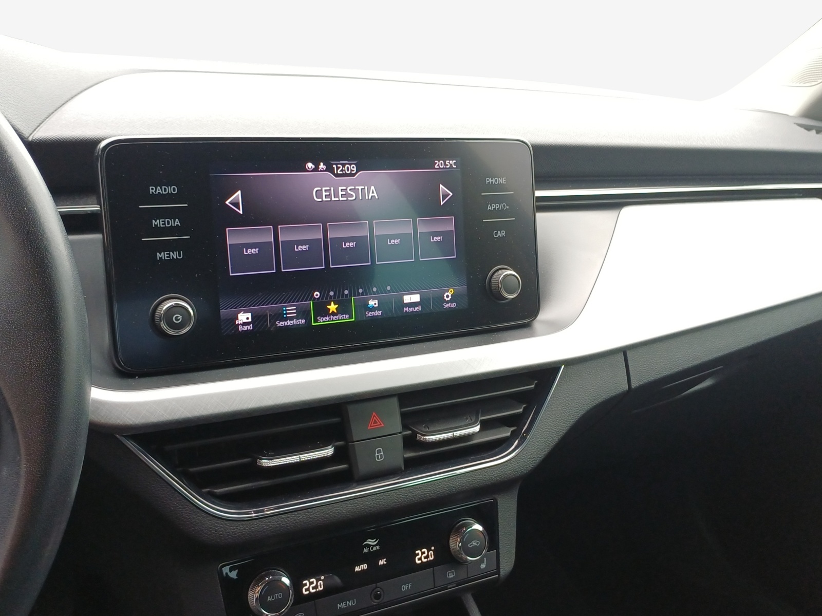 SKODA Scala 1.0 TSI Tour DSG-image-10