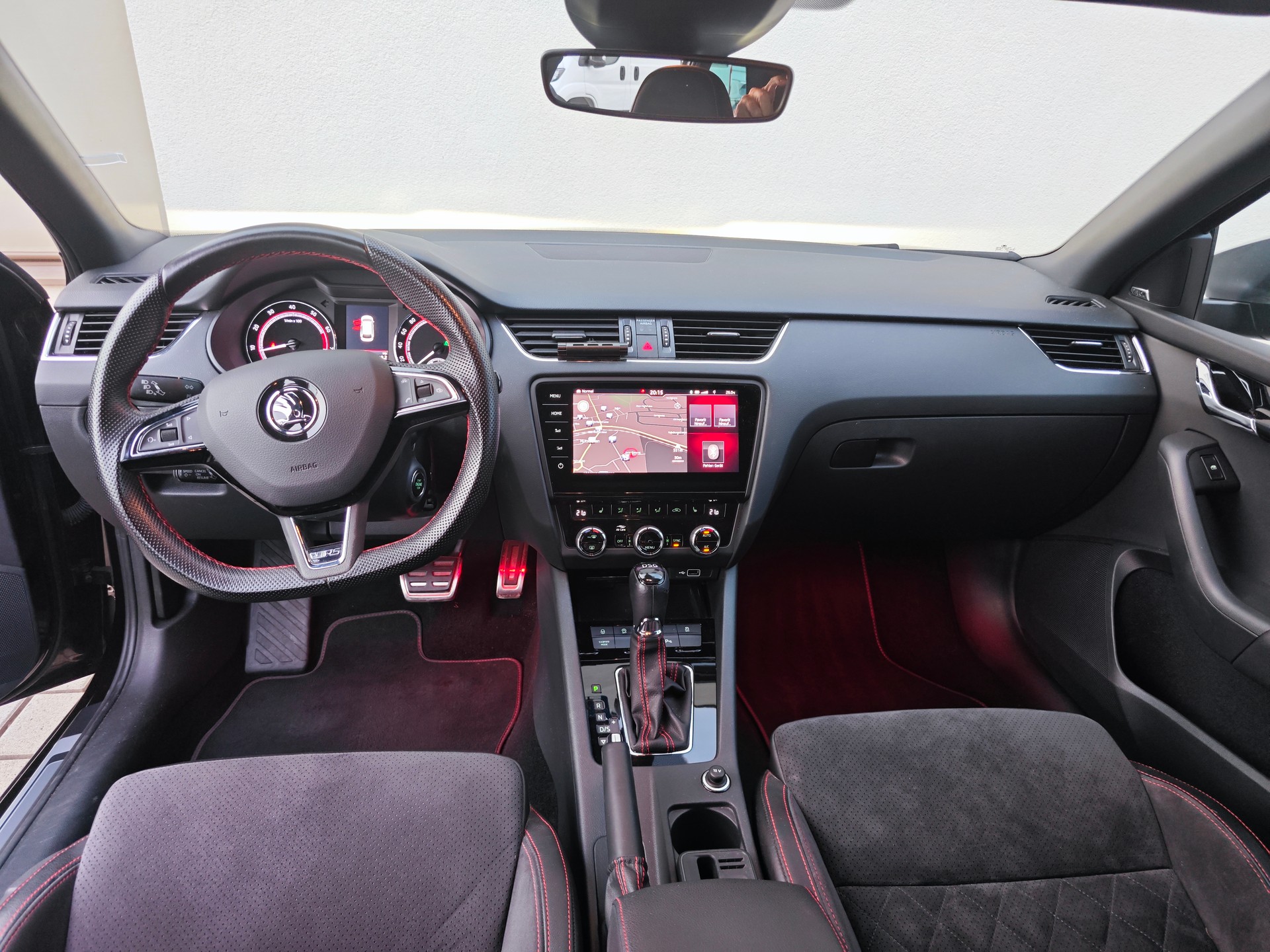 SKODA 2.0 TSI 245 RS DSG-image-2