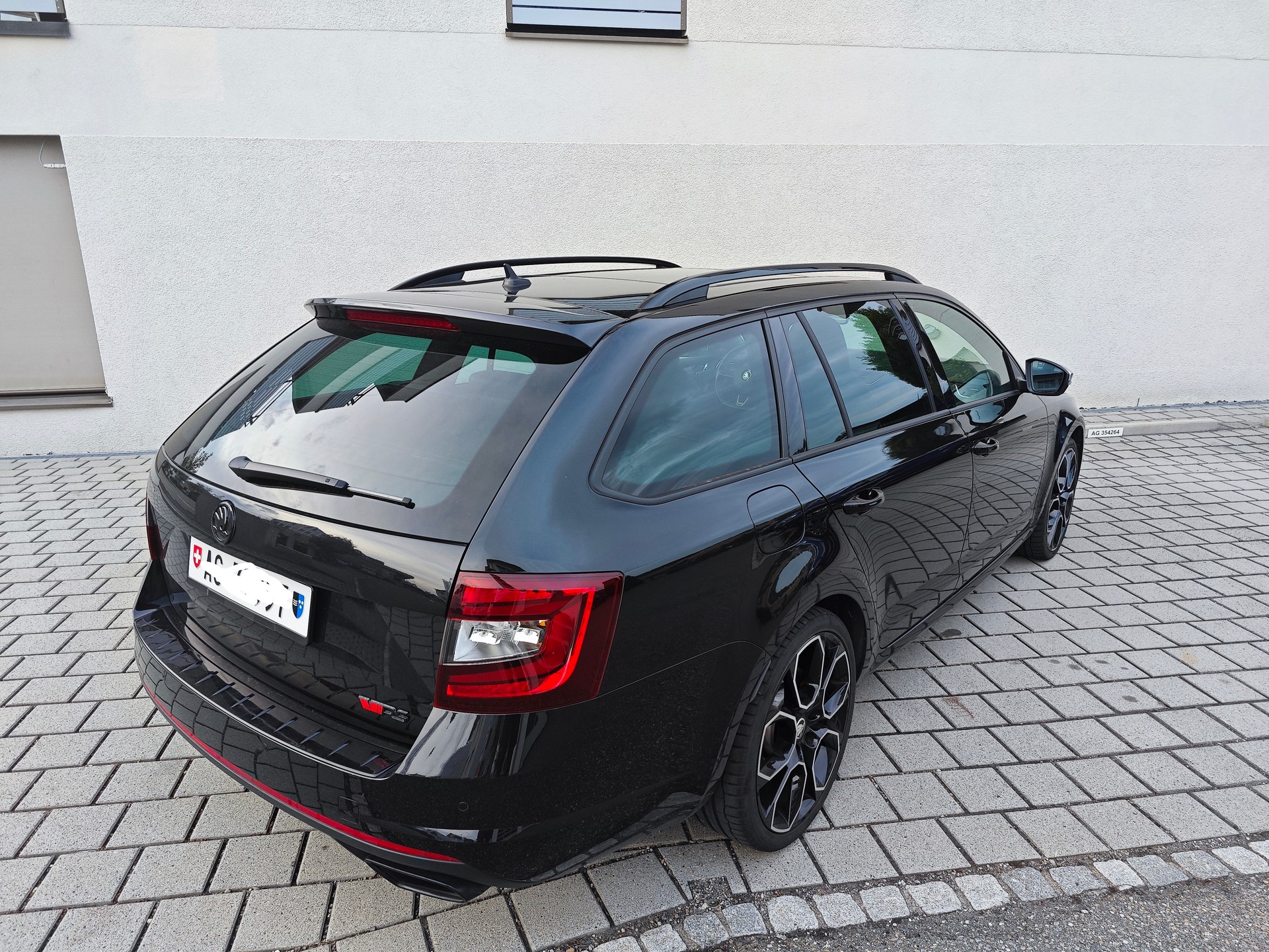SKODA 2.0 TSI 245 RS DSG-image-1