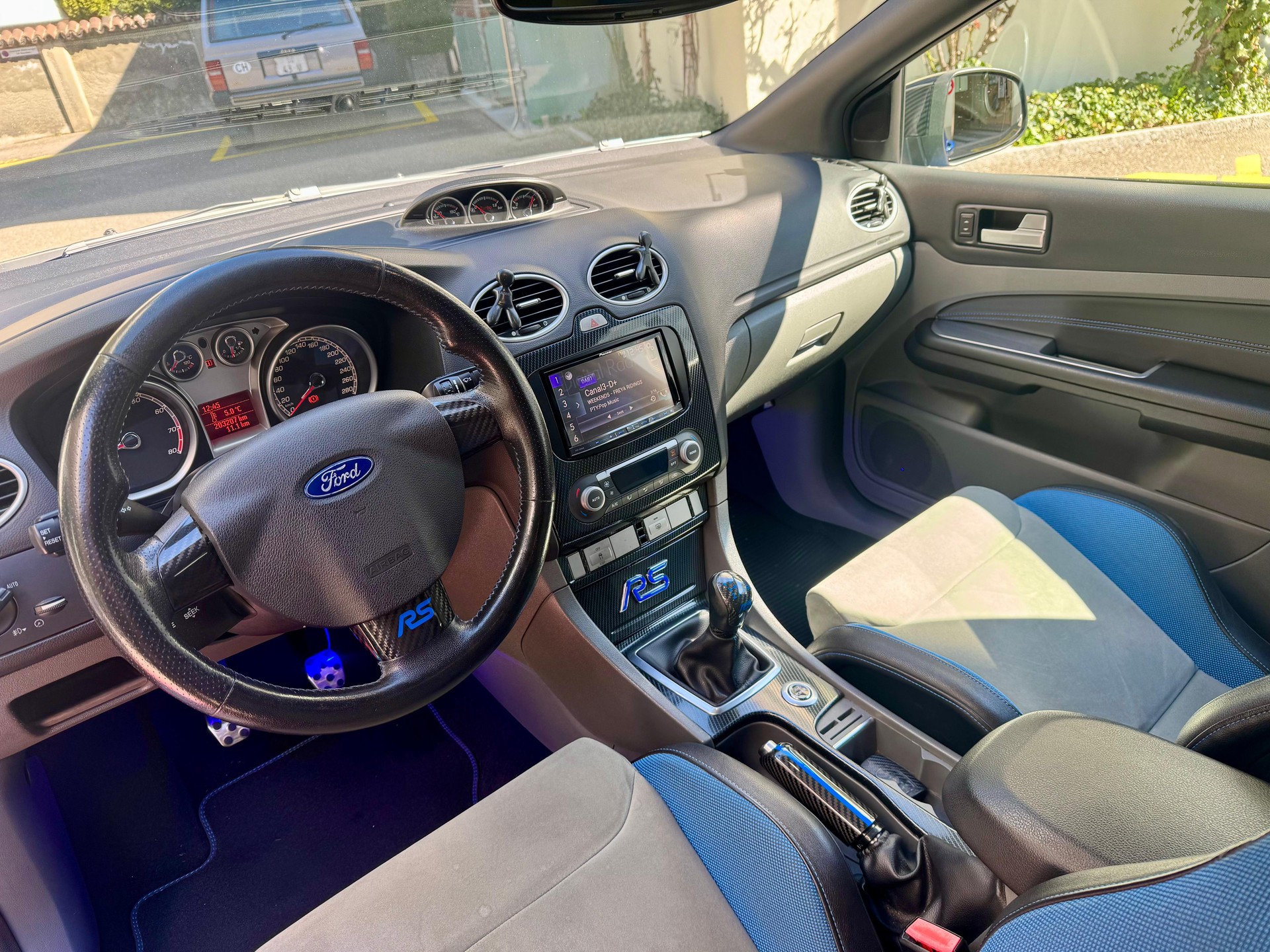 FORD Focus 2.5 Turbo RS-image-5
