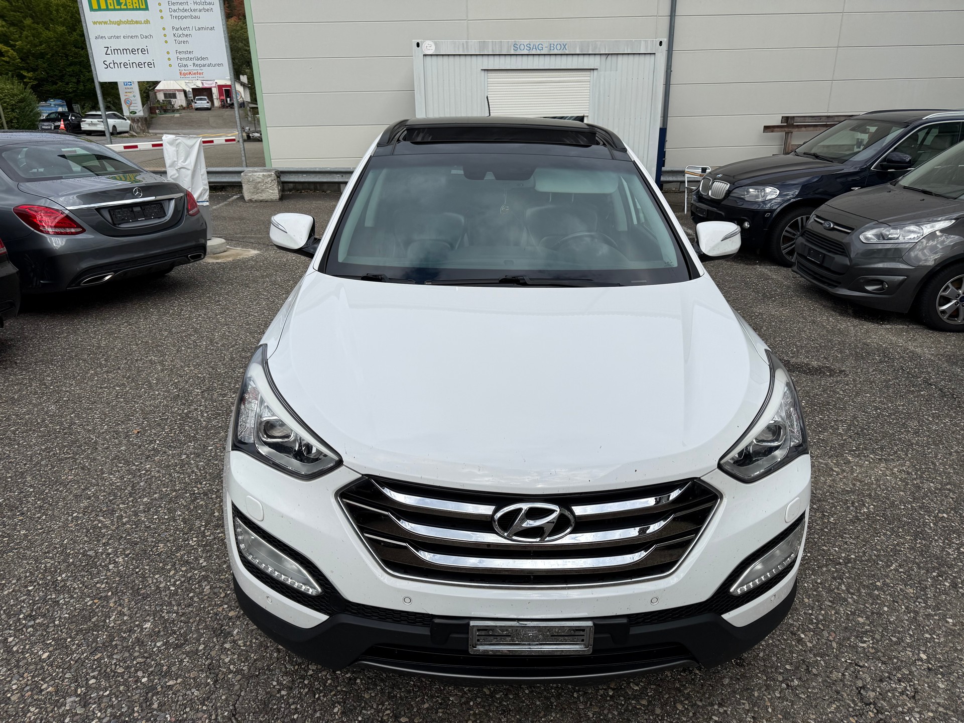 HYUNDAI Santa Fe 2.2 CRDI Premium 4WD Automatic-image-1