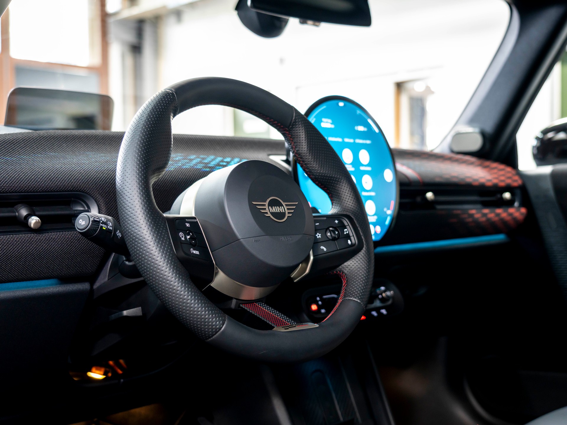MINI Cooper C Cabriolet, DKG, JCW, Pack XL-image-21