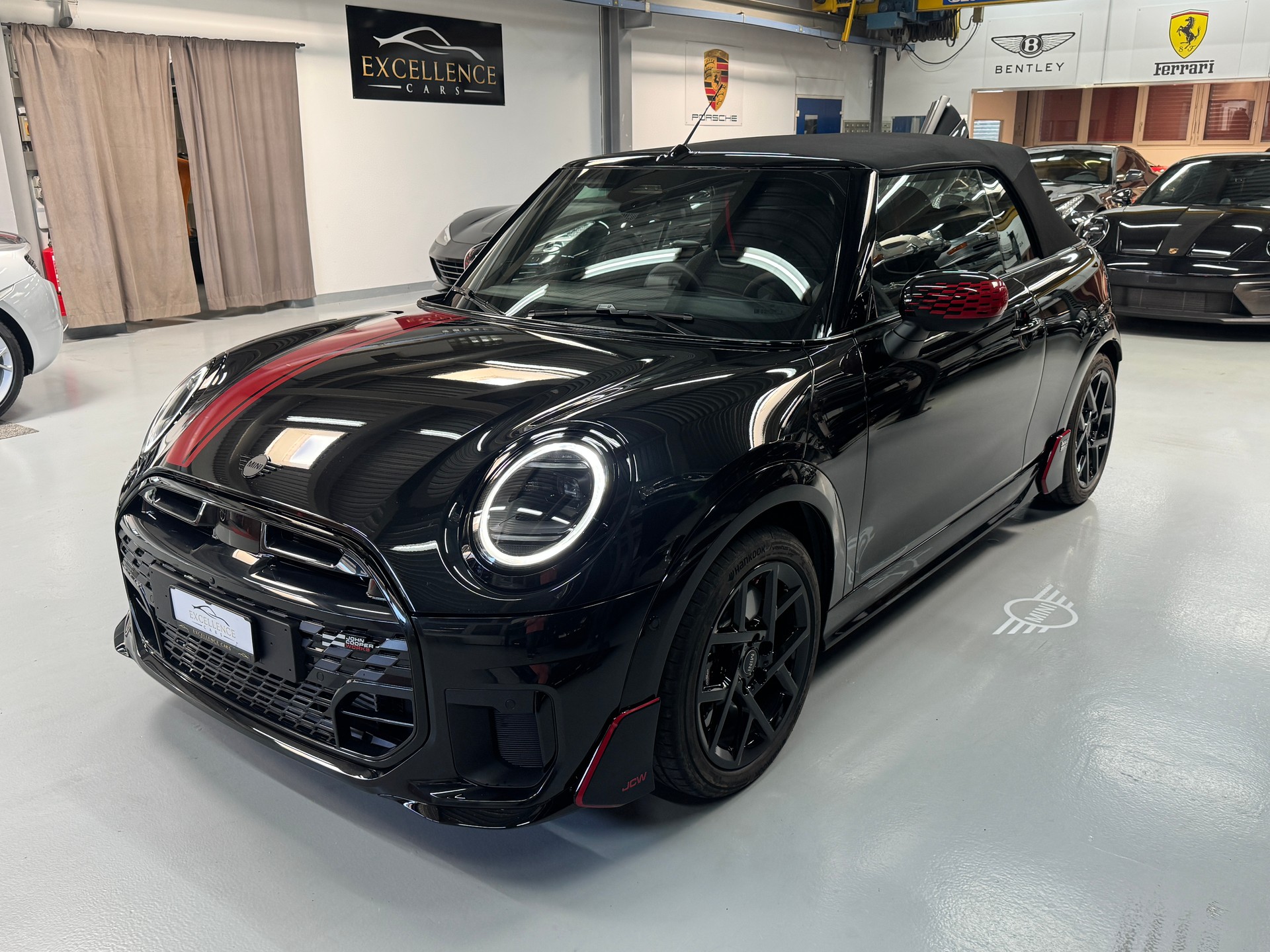 MINI Cooper C Cabriolet DKG AVEC John Cooper Works Trim et pack XL