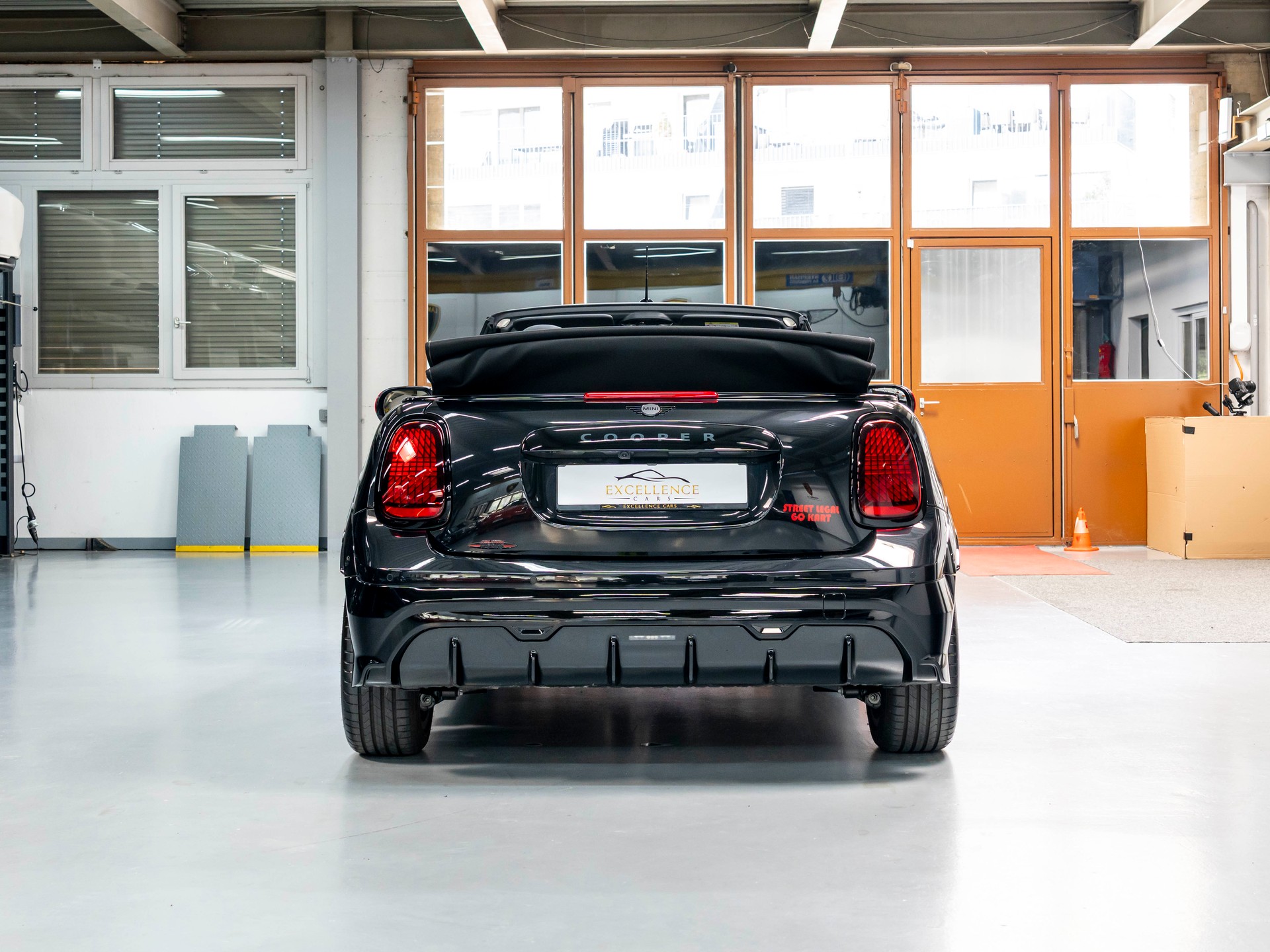 MINI Cooper C Cabriolet, DKG, JCW, Pack XL-image-9