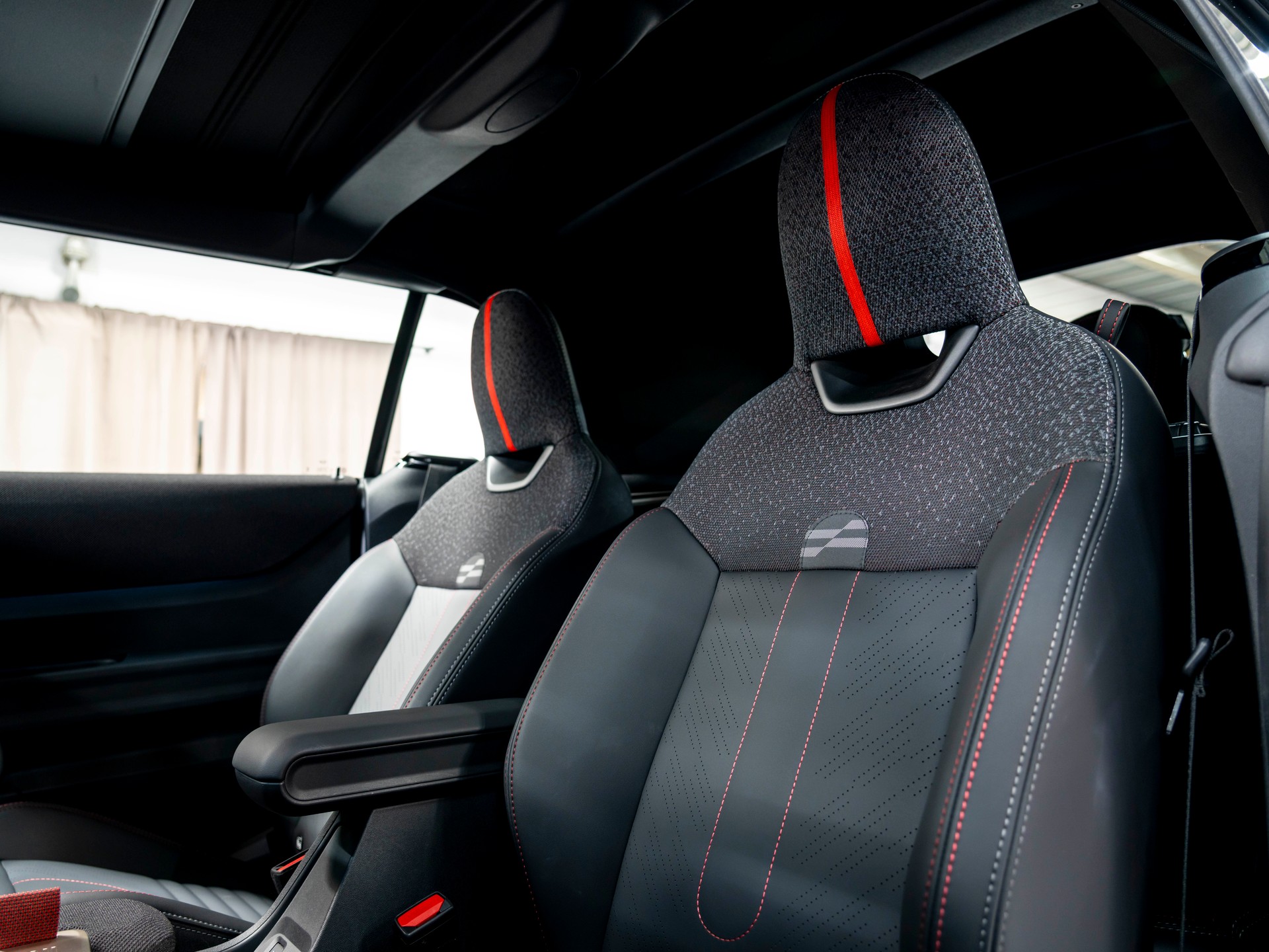 MINI Cooper C Cabriolet, DKG, JCW, Pack XL-image-23