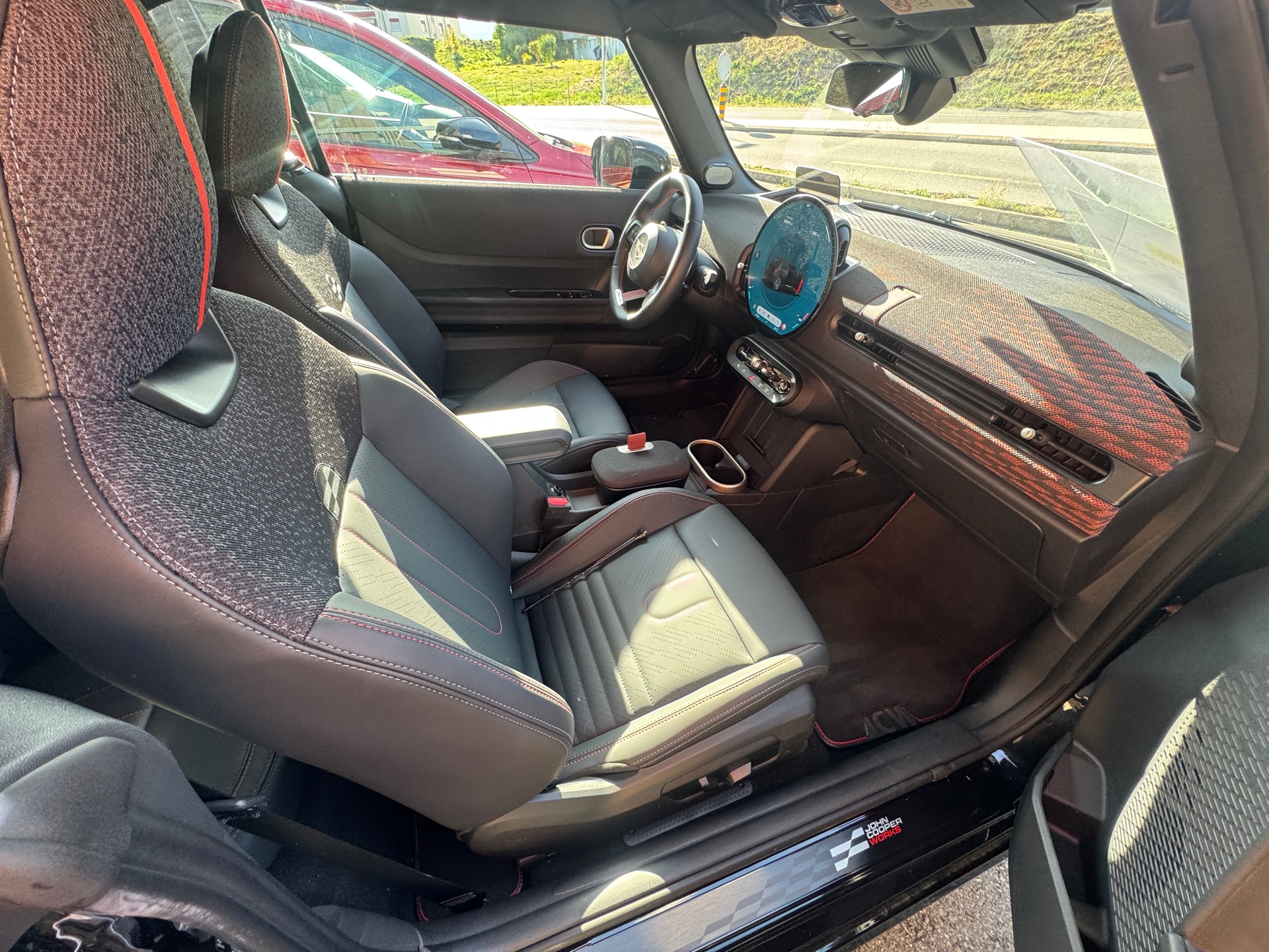 MINI Cooper C Cabriolet DKG AVEC John Cooper Works Trim et pack XL-image-16