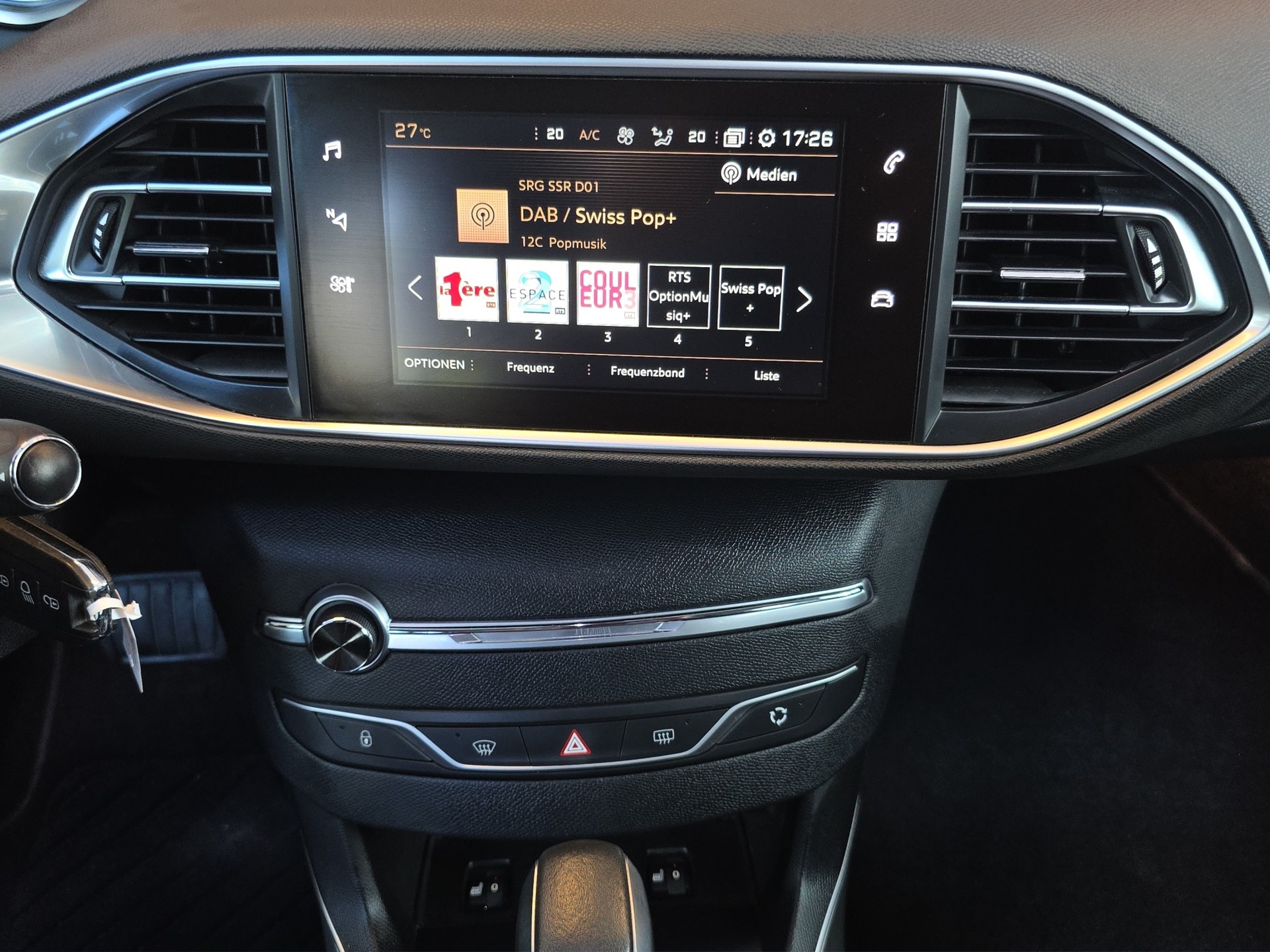PEUGEOT 308 1.2 Pure Tech Active EAT6-image-12