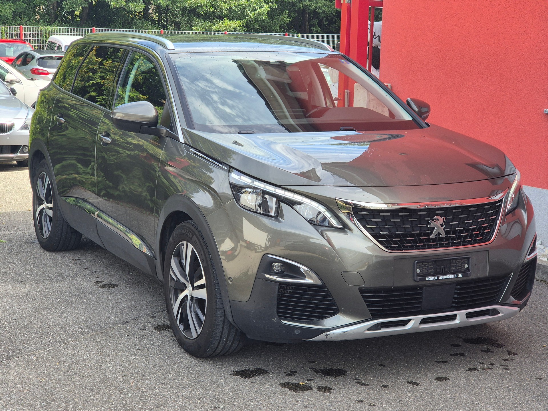 PEUGEOT 5008 1.5 BlueHDi Allure EAT-image-3