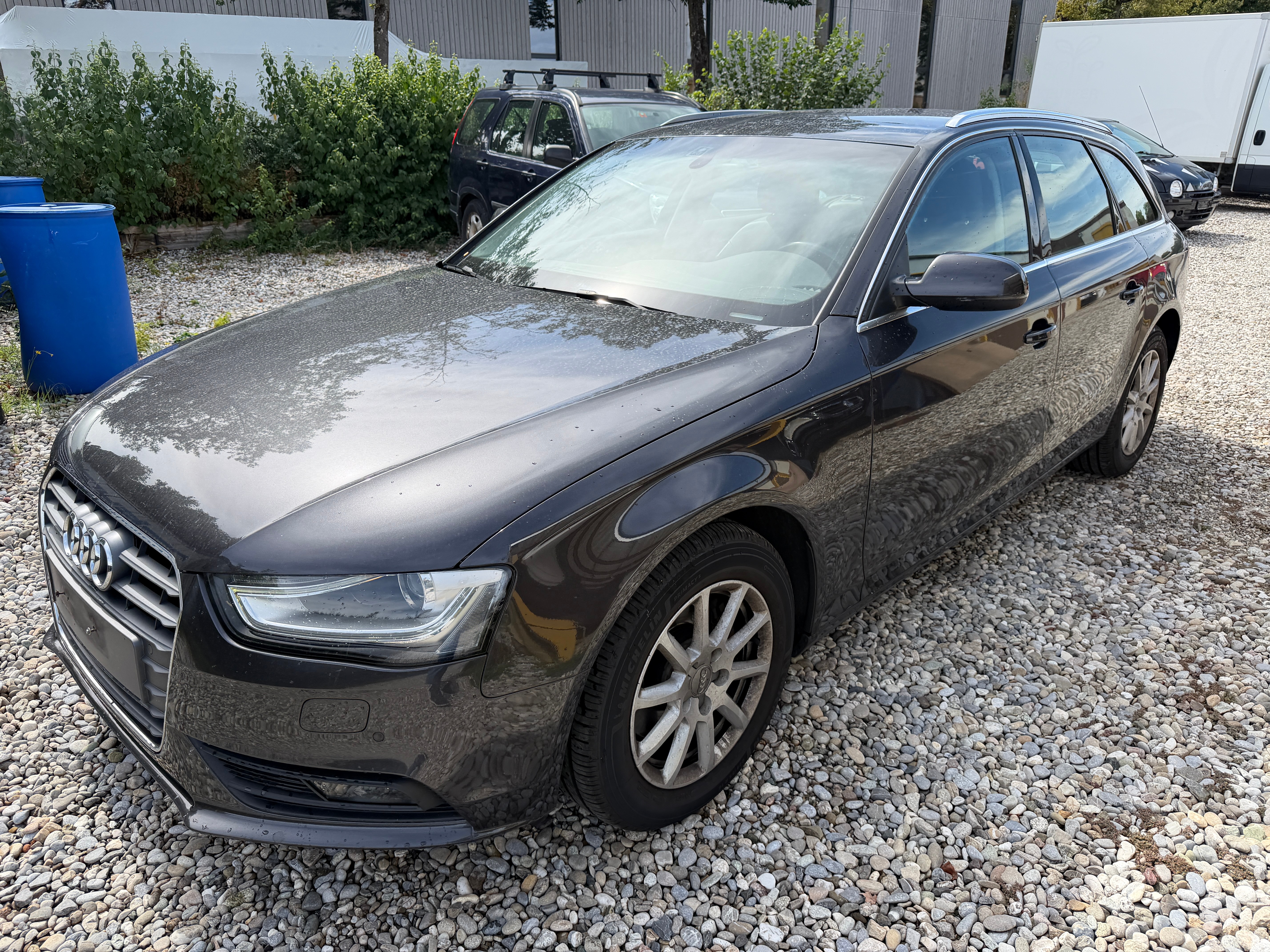 Car photo