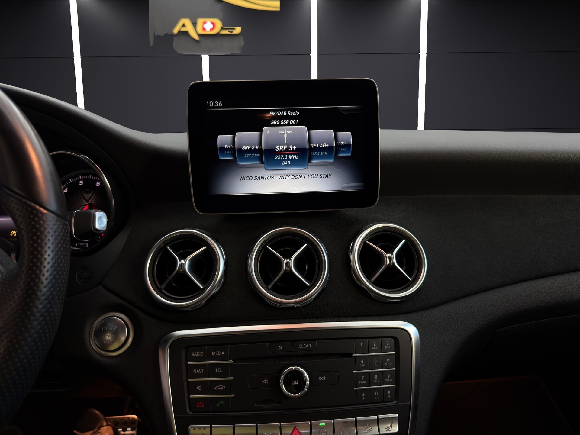 MERCEDES-BENZ GLA 250 AMG Line 4Matic 7G-DCT-image-10