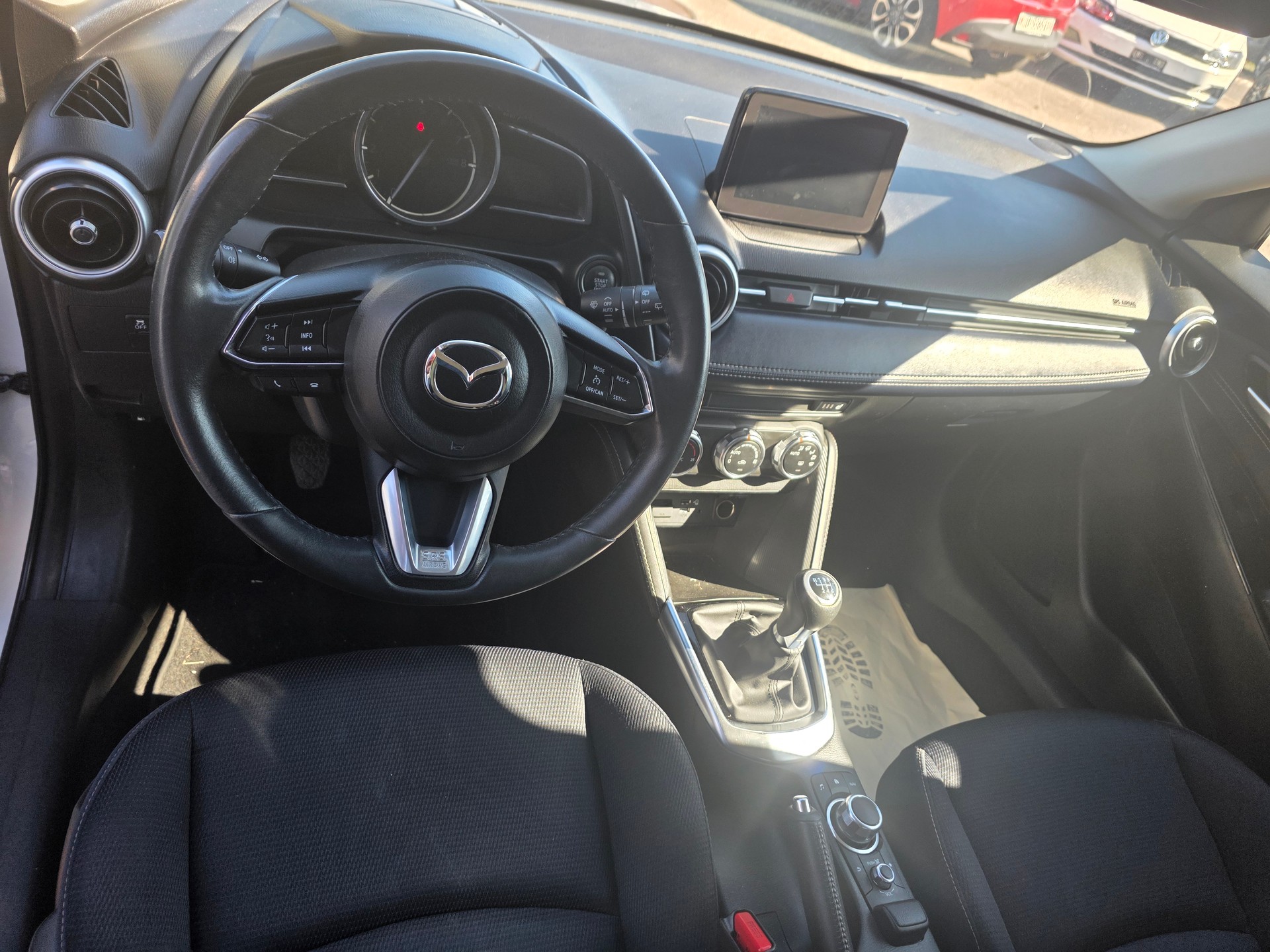 MAZDA 2 SKYACTIV-G 90 Mild Hybrid Revolution-image-5
