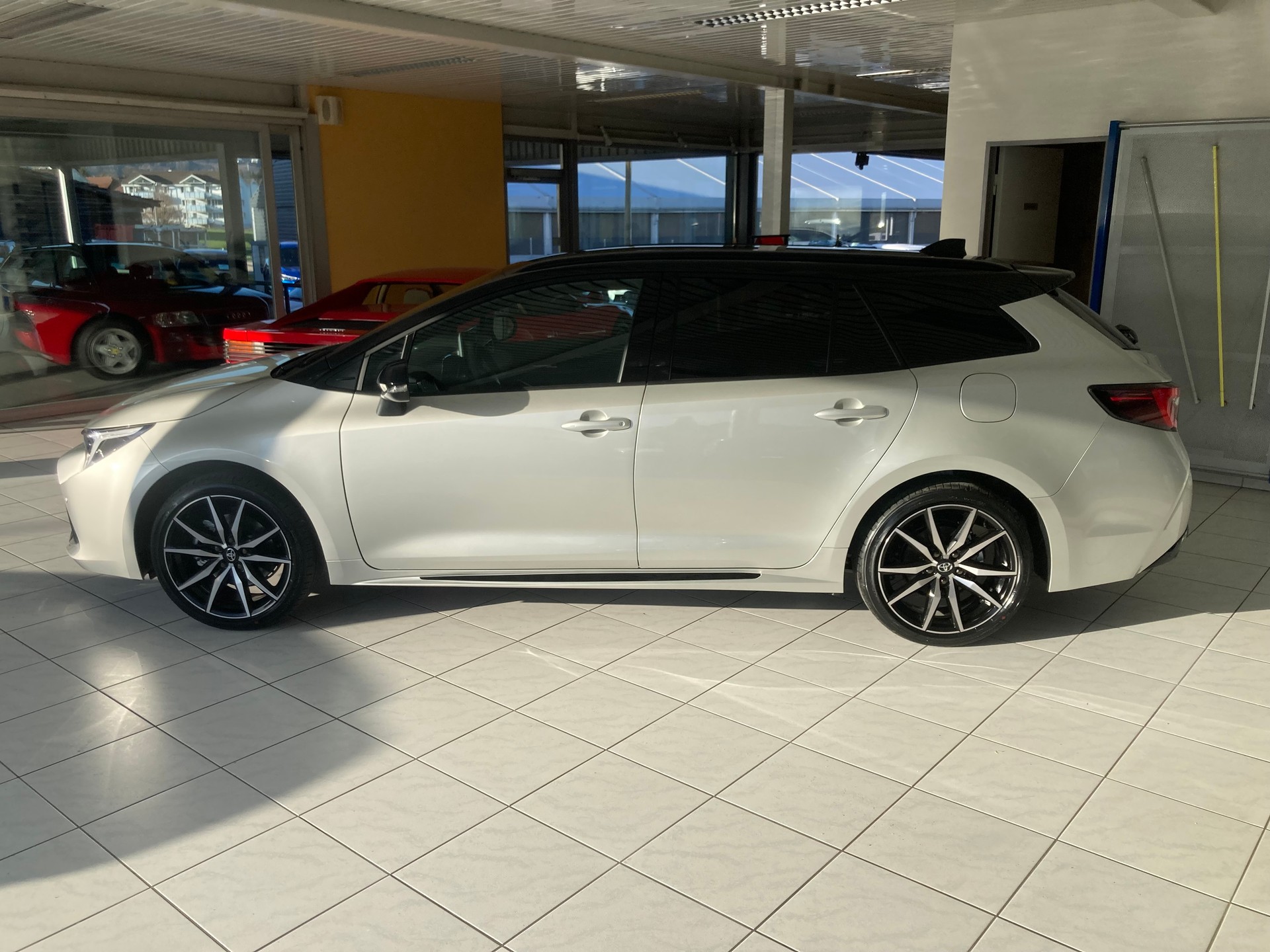 TOYOTA Corolla 2.0 HSD GR Sport e- CVT-image-7