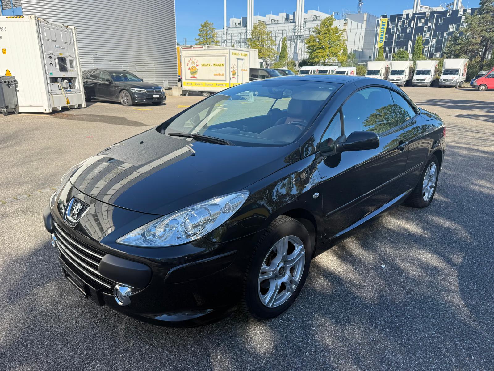 PEUGEOT 2.0i Cabrio-image-0