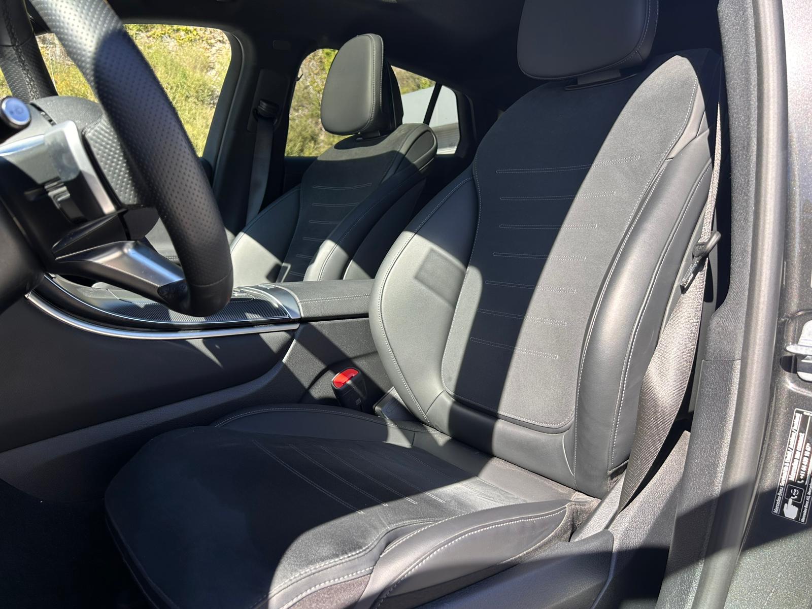 MERCEDES-BENZ GLC Coupé 300 4M 9G-T AMG Line-image-8