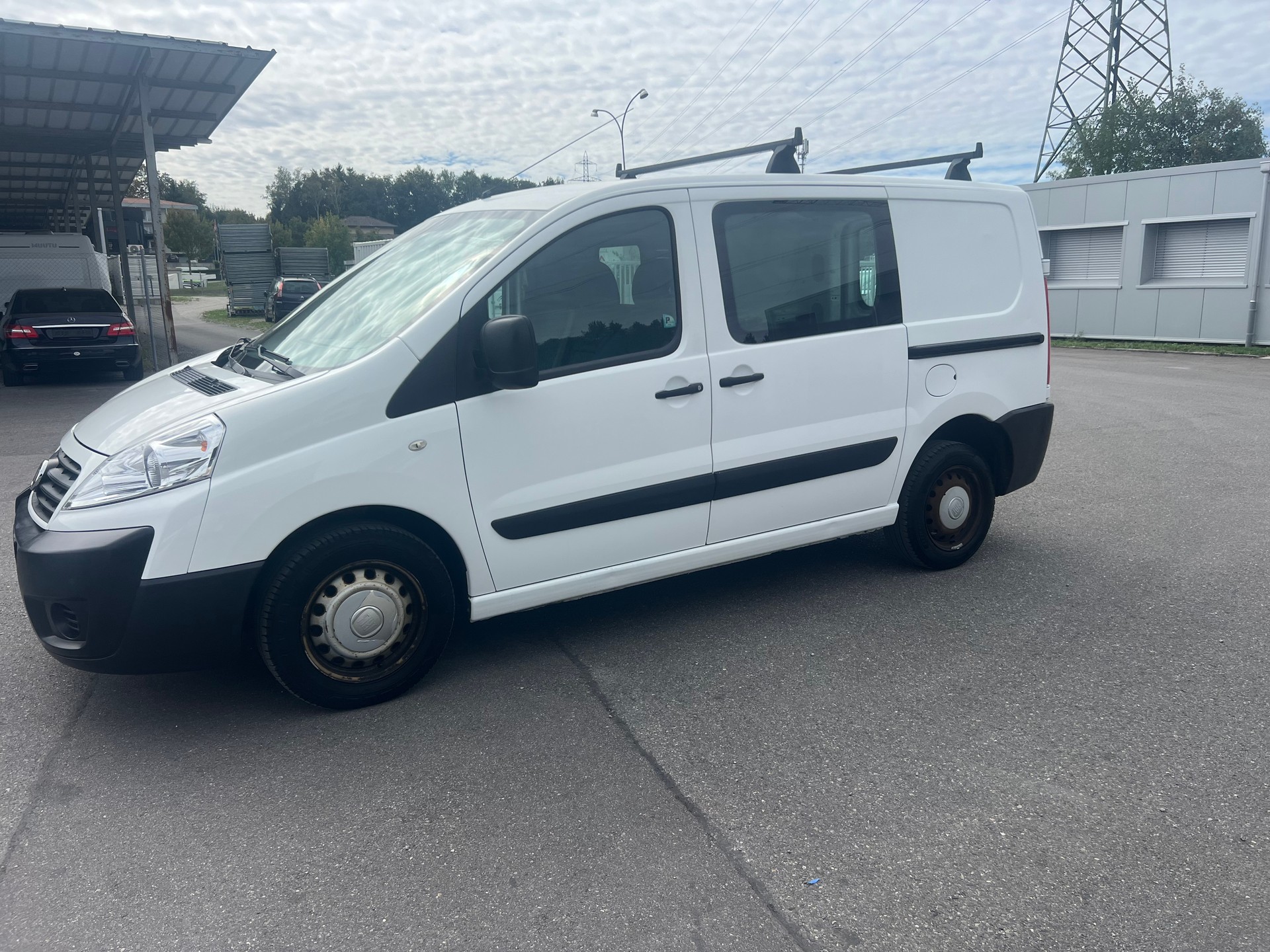 FIAT Scudo 2.0 MJ Comfort 1.2t-image-2