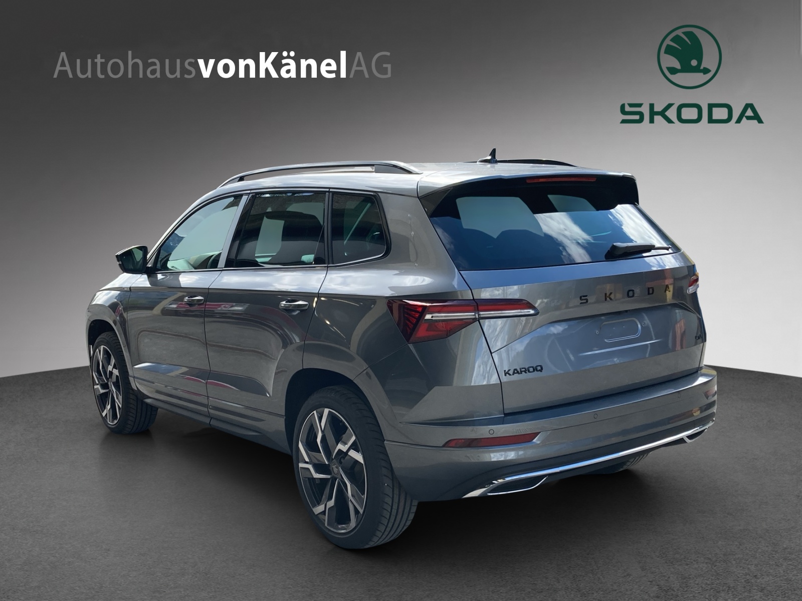 SKODA Karoq 2.0 TSI SportLine 4x4 DSG-image-2